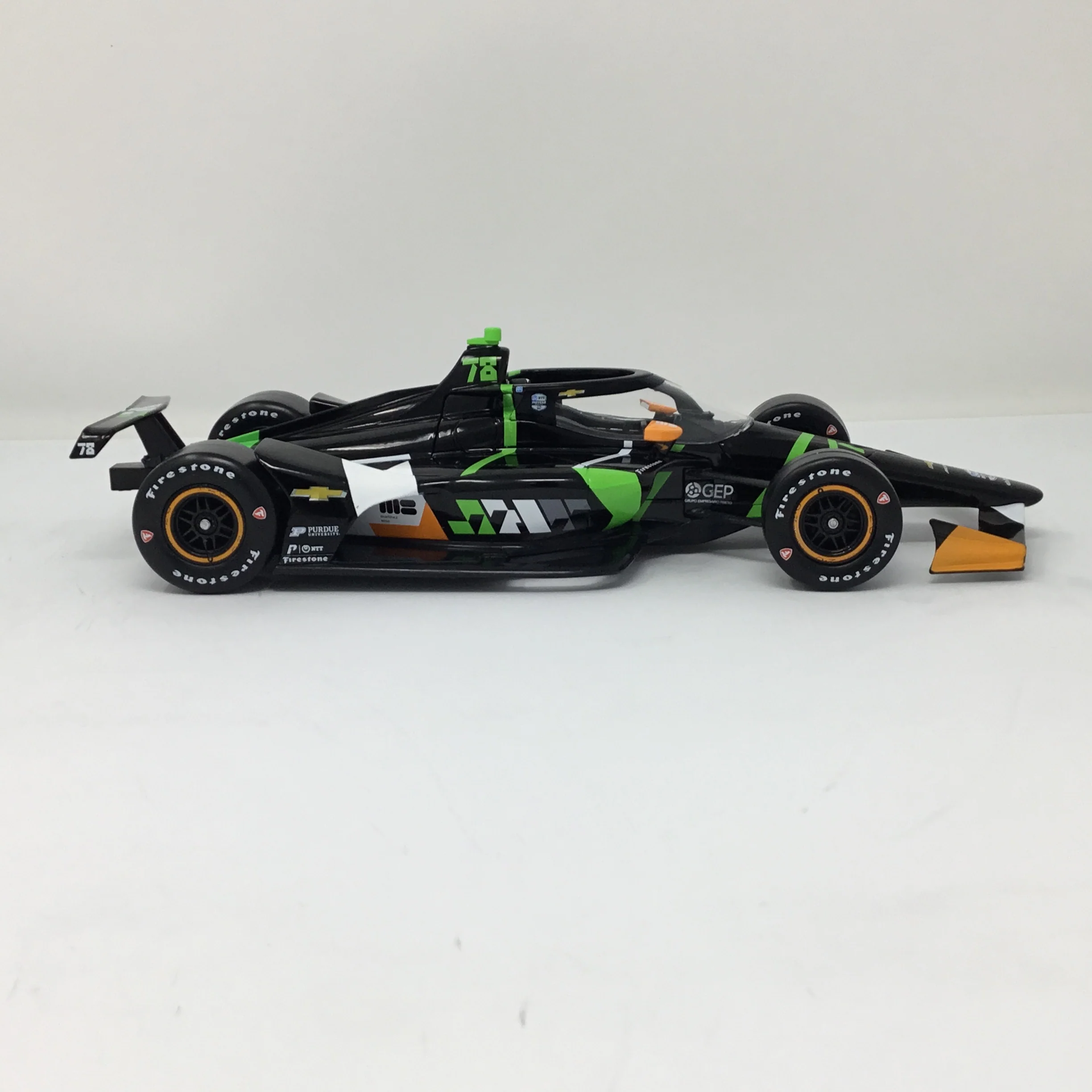 Agustin Canapino 2024 Juncos Hollinger Racing 1:18 Diecast - Image 4