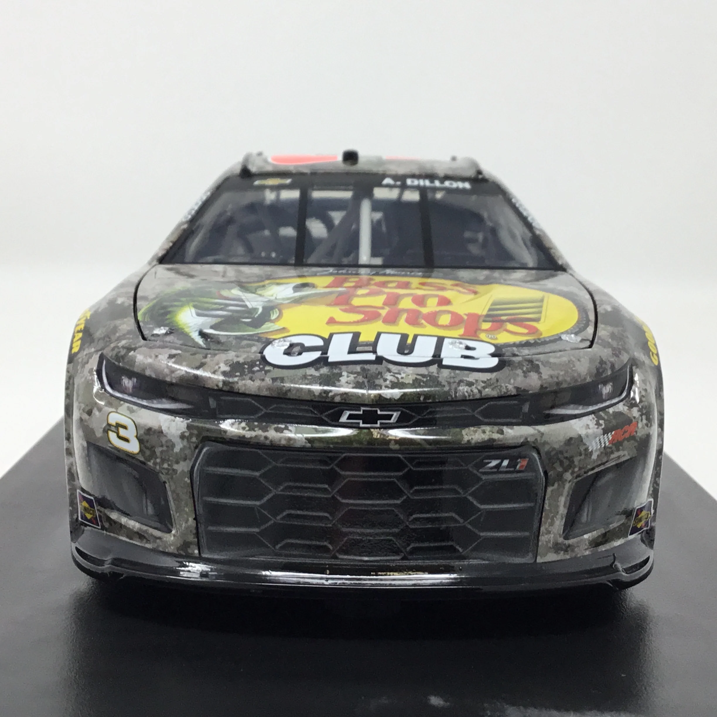 Austin Dillon 2025 Bass Pro Shops / Winchester 1:24 Elite Diecast - Image 3