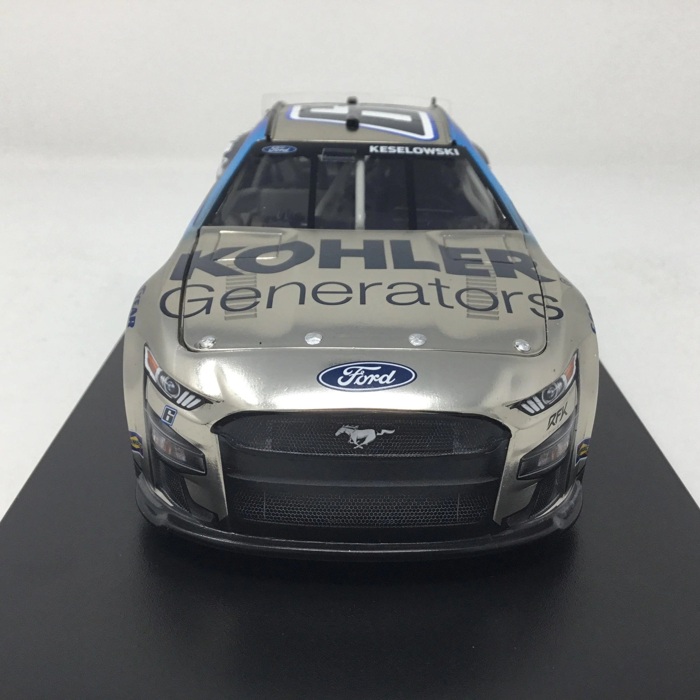 Brad Keselowski 2022 Kohler Color Chrome 1:24 Diecast - Image 3