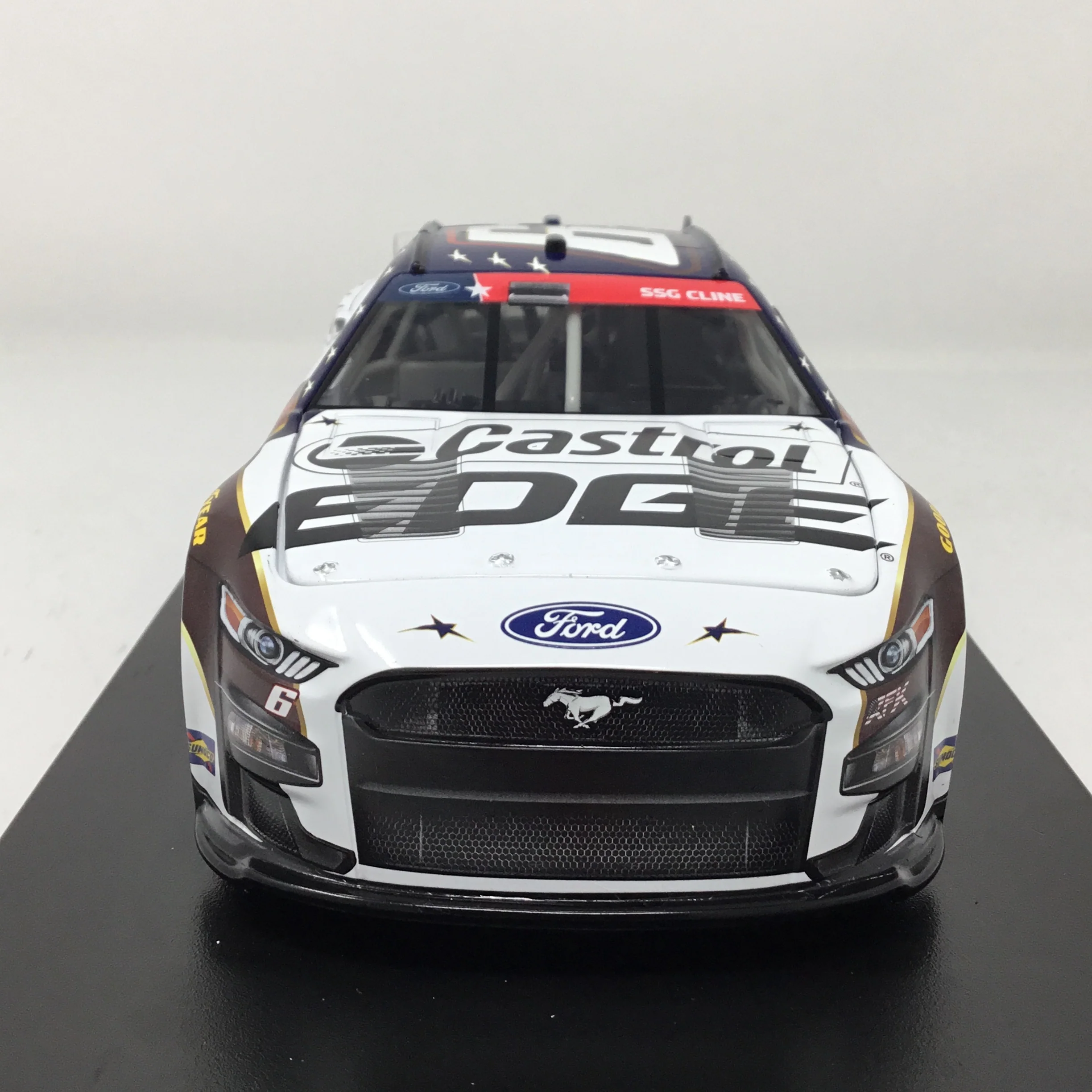 Brad Keselowski 2023 Castrol Edge Salutes Foil Number 1:24 Diecast - Image 3