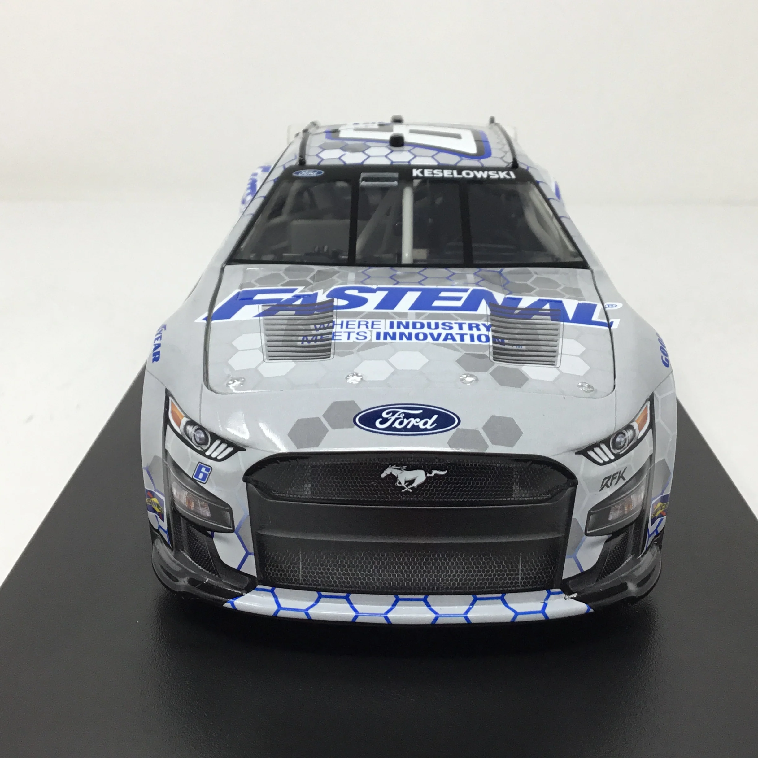 Brad Keselowski 2023 Fastenal Foil Number 1:24 Diecast - Image 3