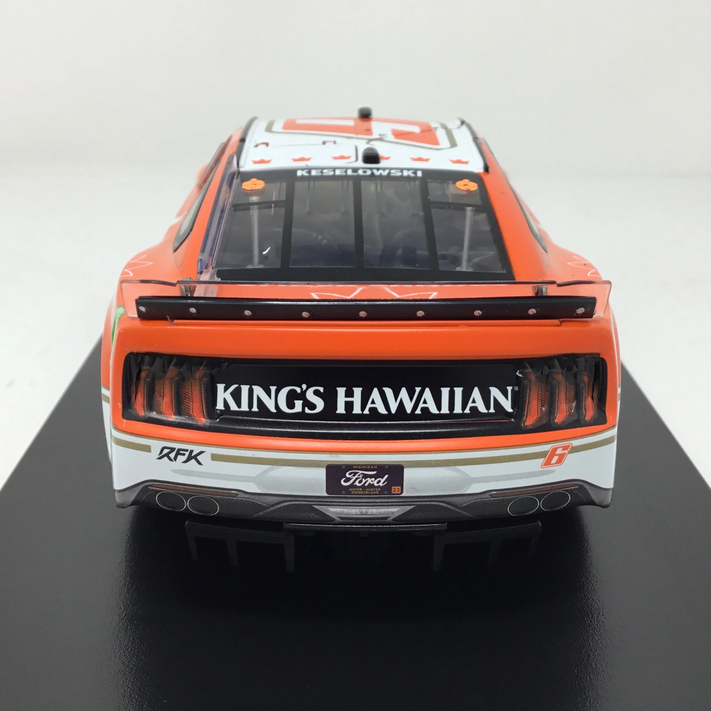 Brad Keselowski 2023 King's Hawaiian Foil Number 1:24 Elite Diecast - Image 5