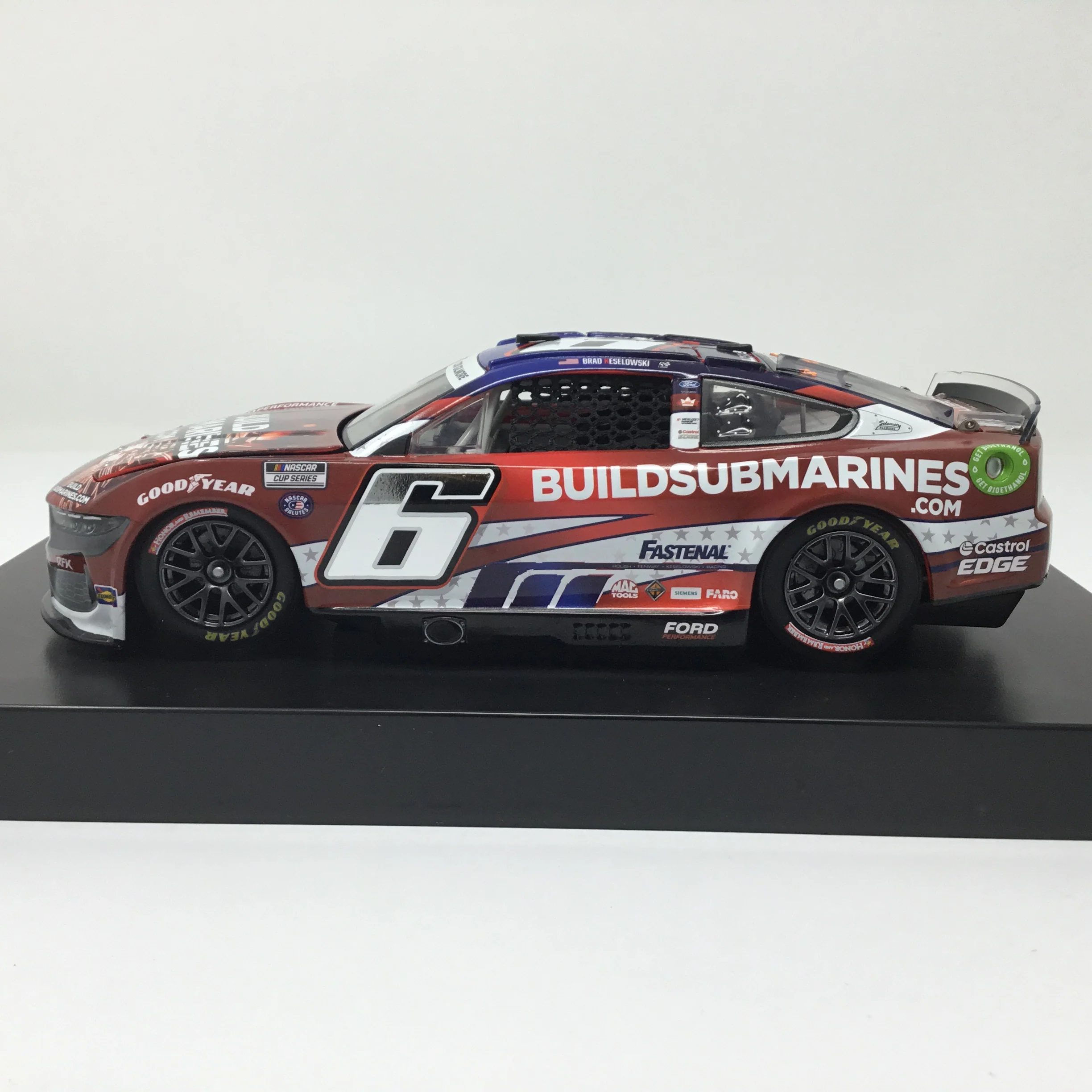 Brad Keselowski 2024 Buildsubmarines.com Salutes Foil Number Elite 1:24 Diecast - Image 2