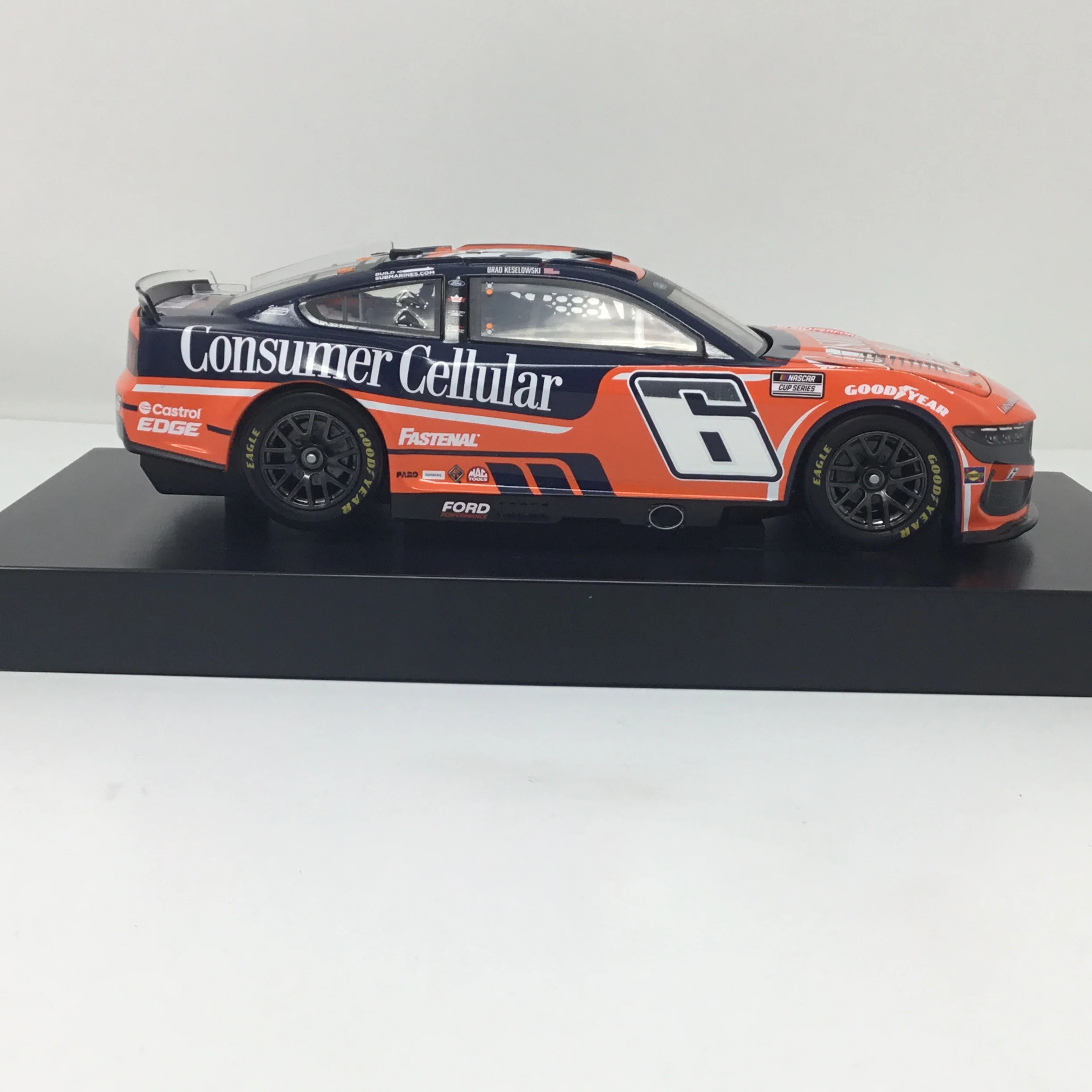 Brad Keselowski 2024 Consumer Cellular Foil Number 1:24 Diecast - Image 4