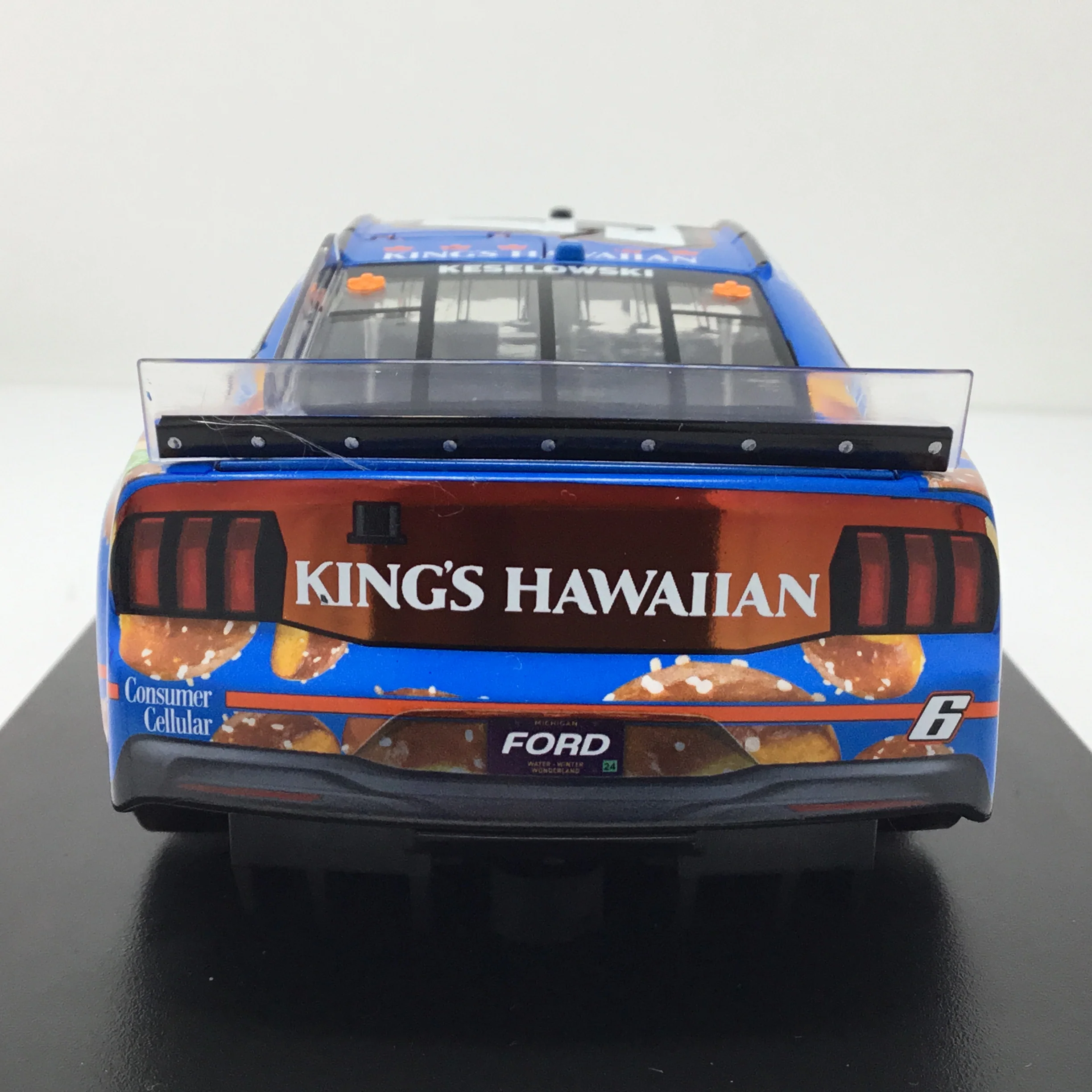 Brad Keselowski 2024 King's Hawaiian Soft Pretzel Bites Foil Number 1:24 Color Chrome Diecast - Image 5