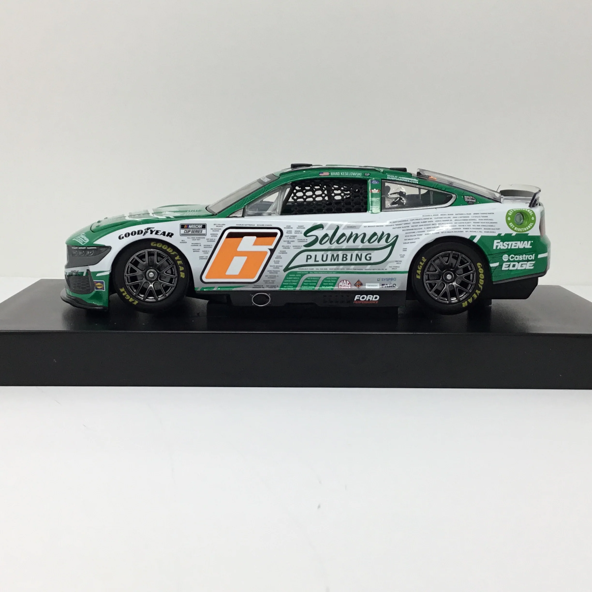 Brad Keselowski 2024 Solomon Plumbing Salute To Veterans Foil Number 1:24 Autographed Diecast - Image 2