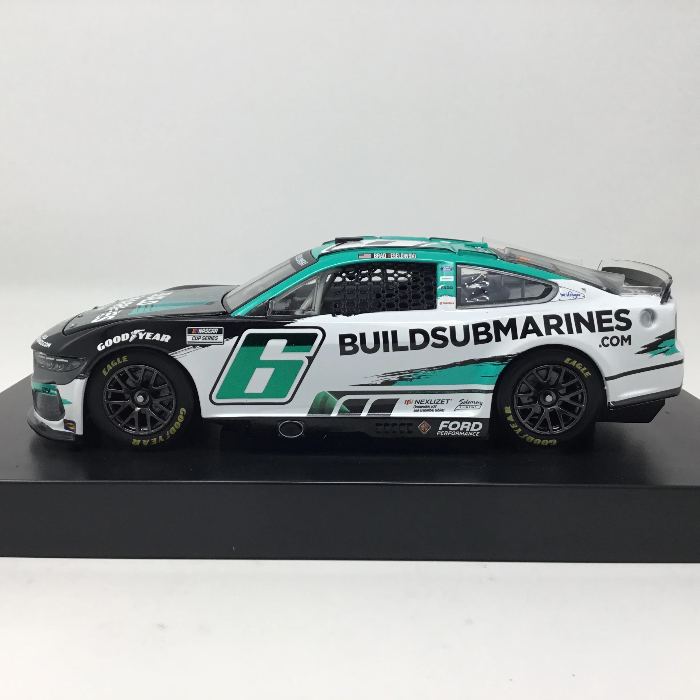 Brad Keselowski 2025 BuildSubmarines.com Foil Number 1:24 Diecast - Image 2