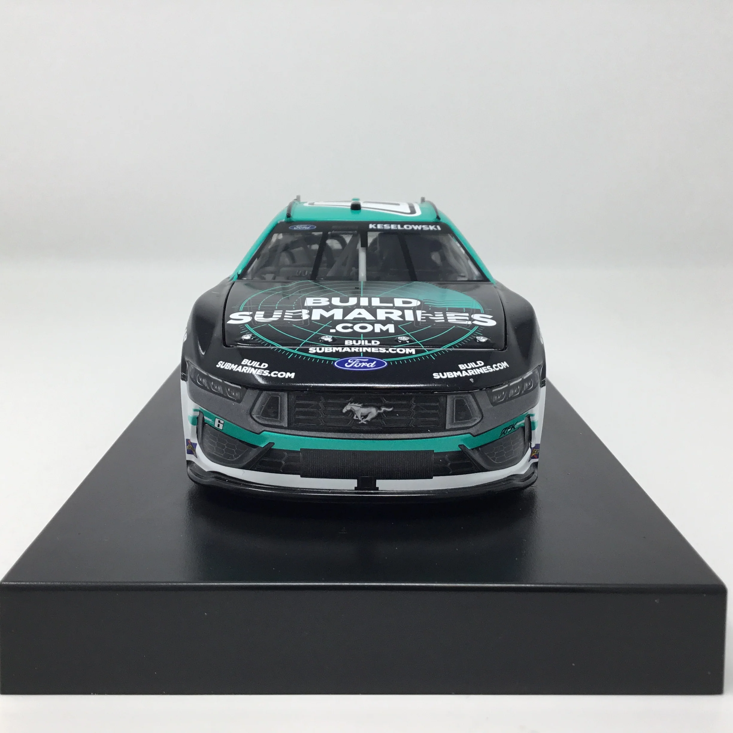 Brad Keselowski 2025 BuildSubmarines.com Foil Number 1:24 Elite Diecast - Image 3