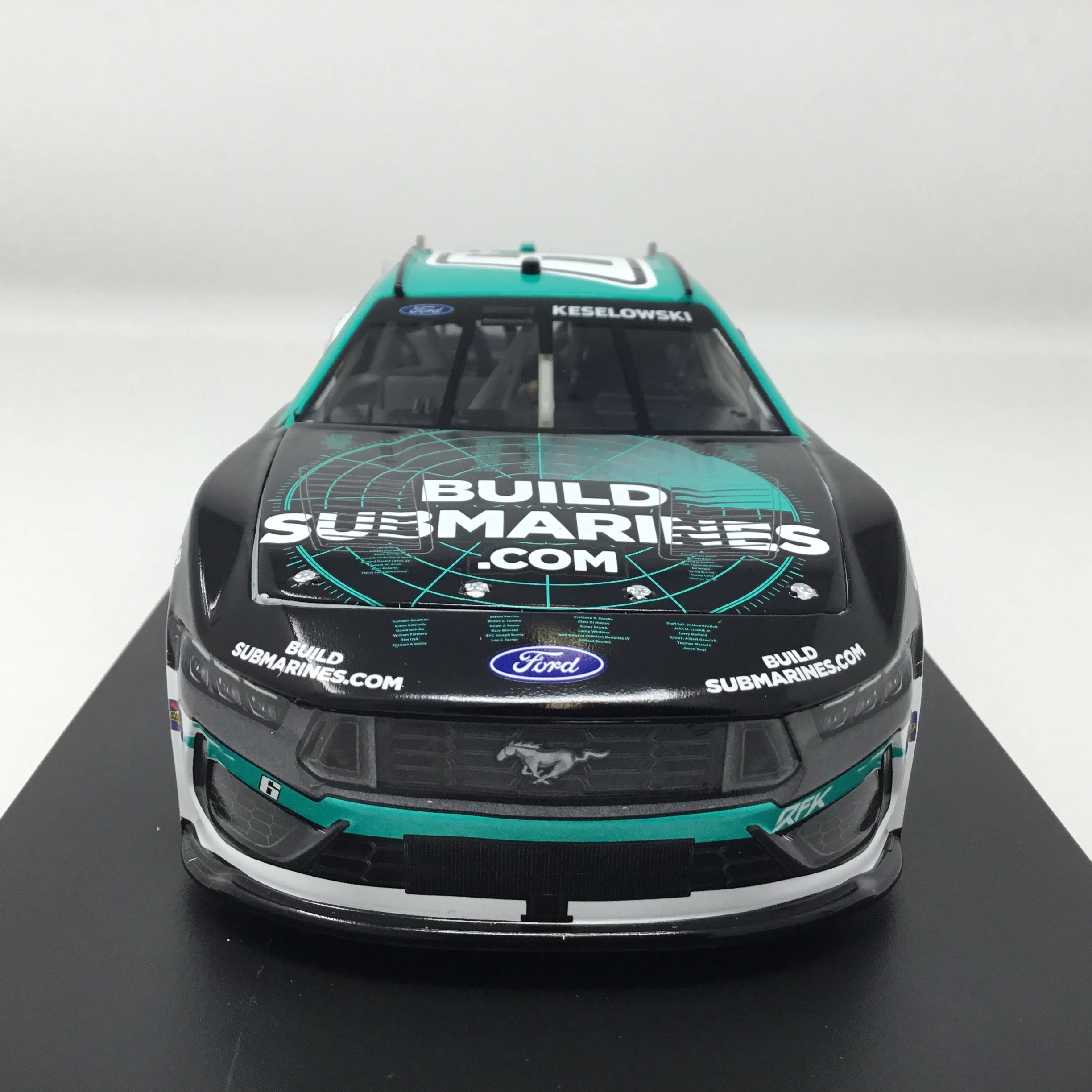 Brad Keselowski 2025 Buildsubmarines / Tribute to Veterans 1:24 Diecast - Image 3