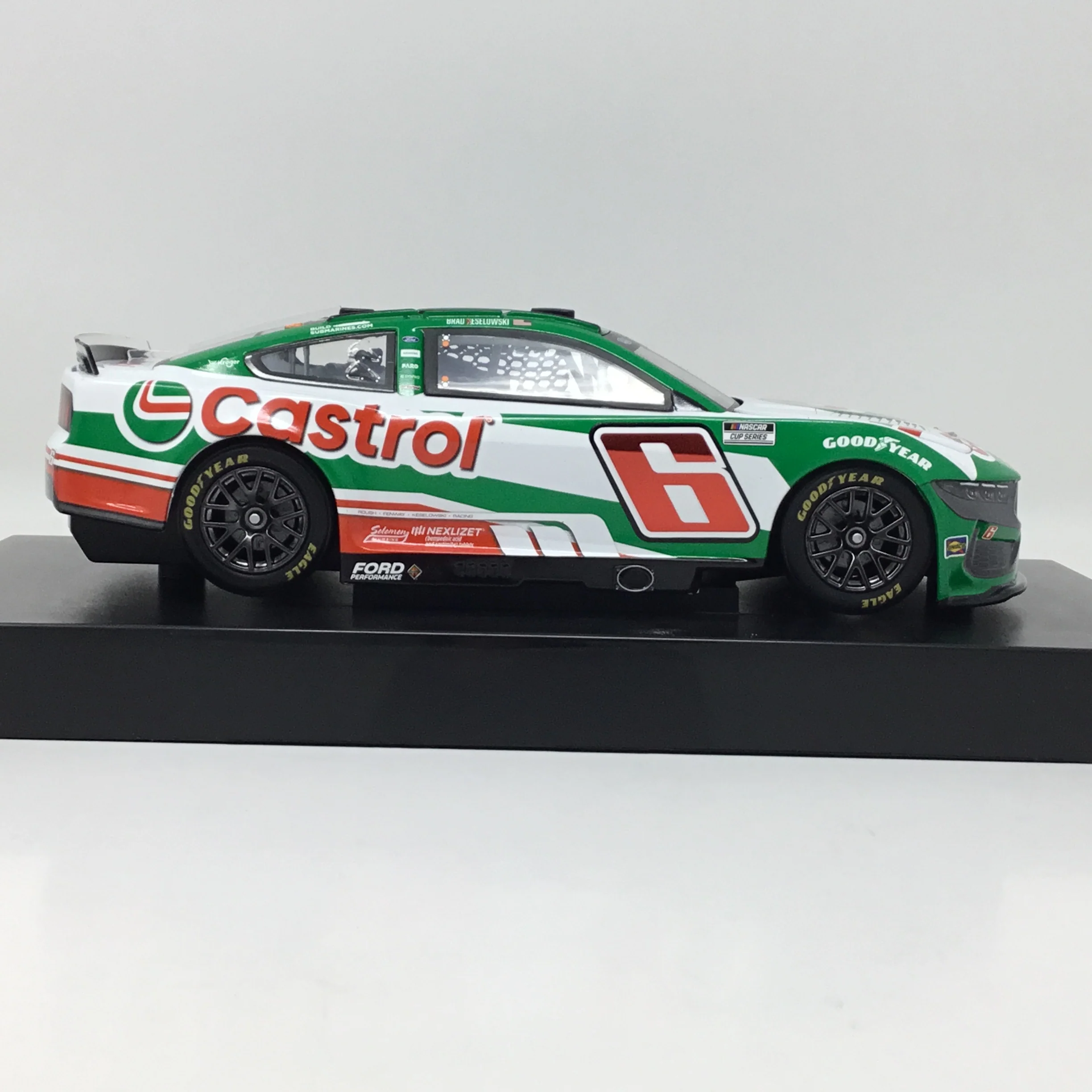 Brad Keselowski 2025 Castrol Foil Number 1:24 Diecast - Image 4