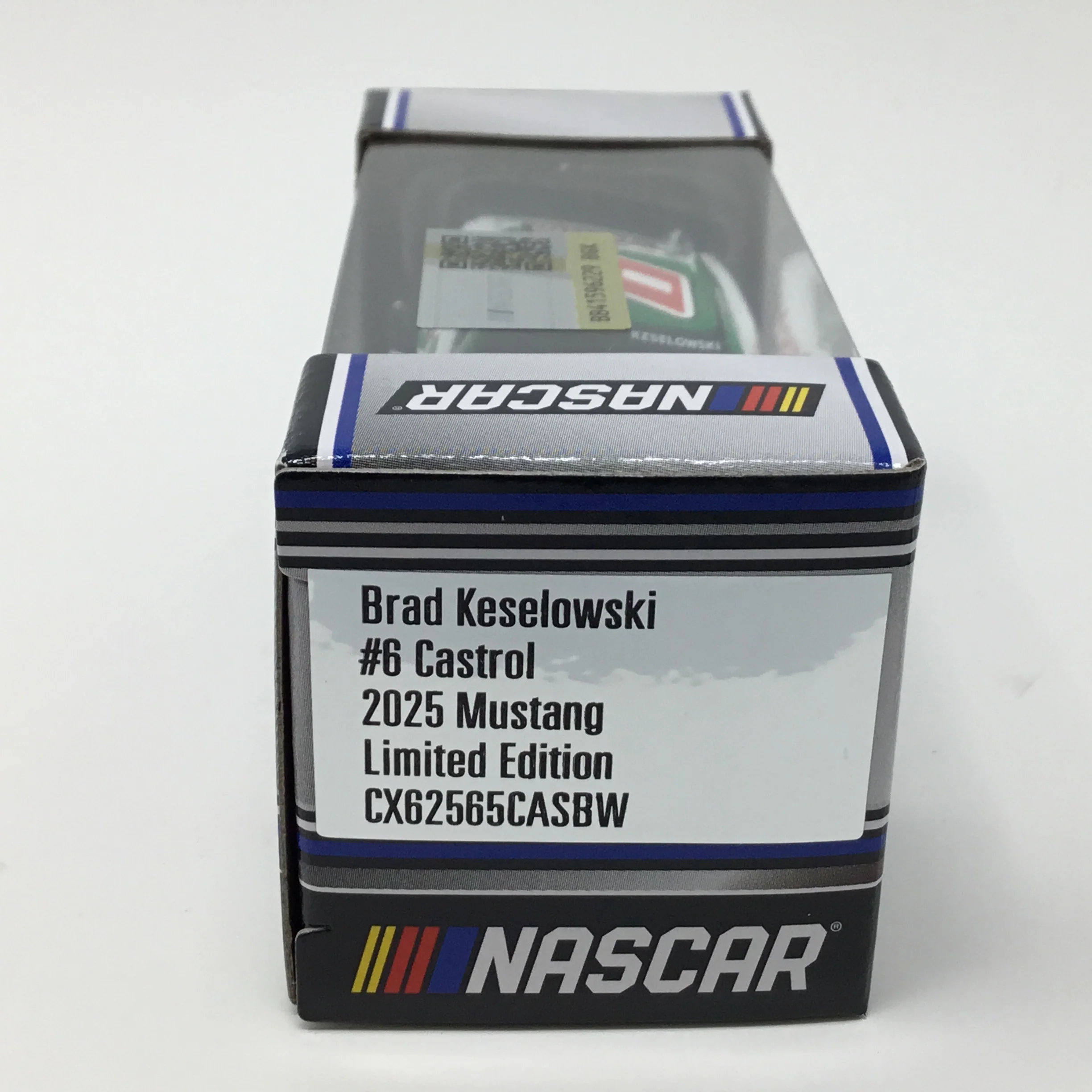 Brad Keselowski 2025 Castrol Foil Number 1:64 Diecast - Image 2