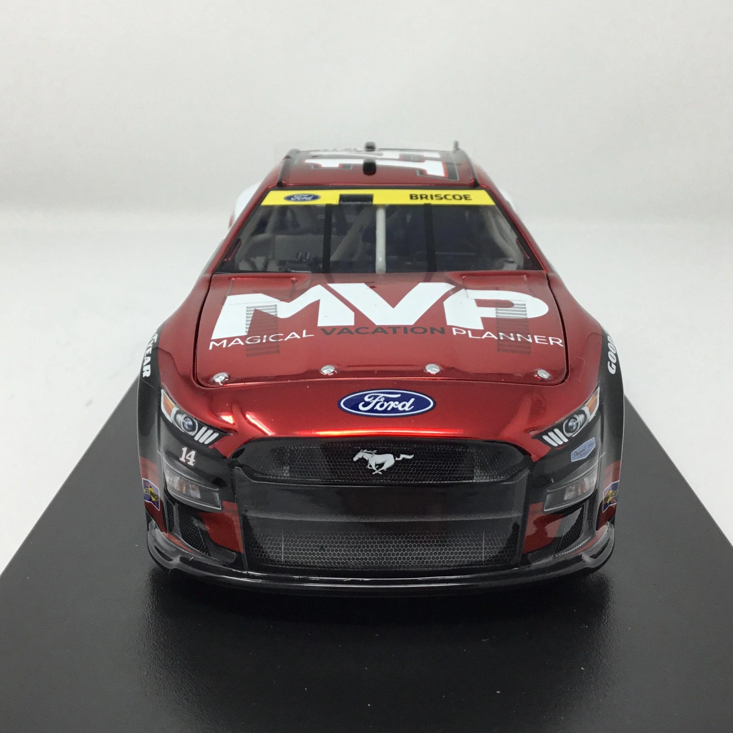Chase Briscoe 2022 Magical Vacations Planner Color Chrome 1:24 Diecast - Image 3