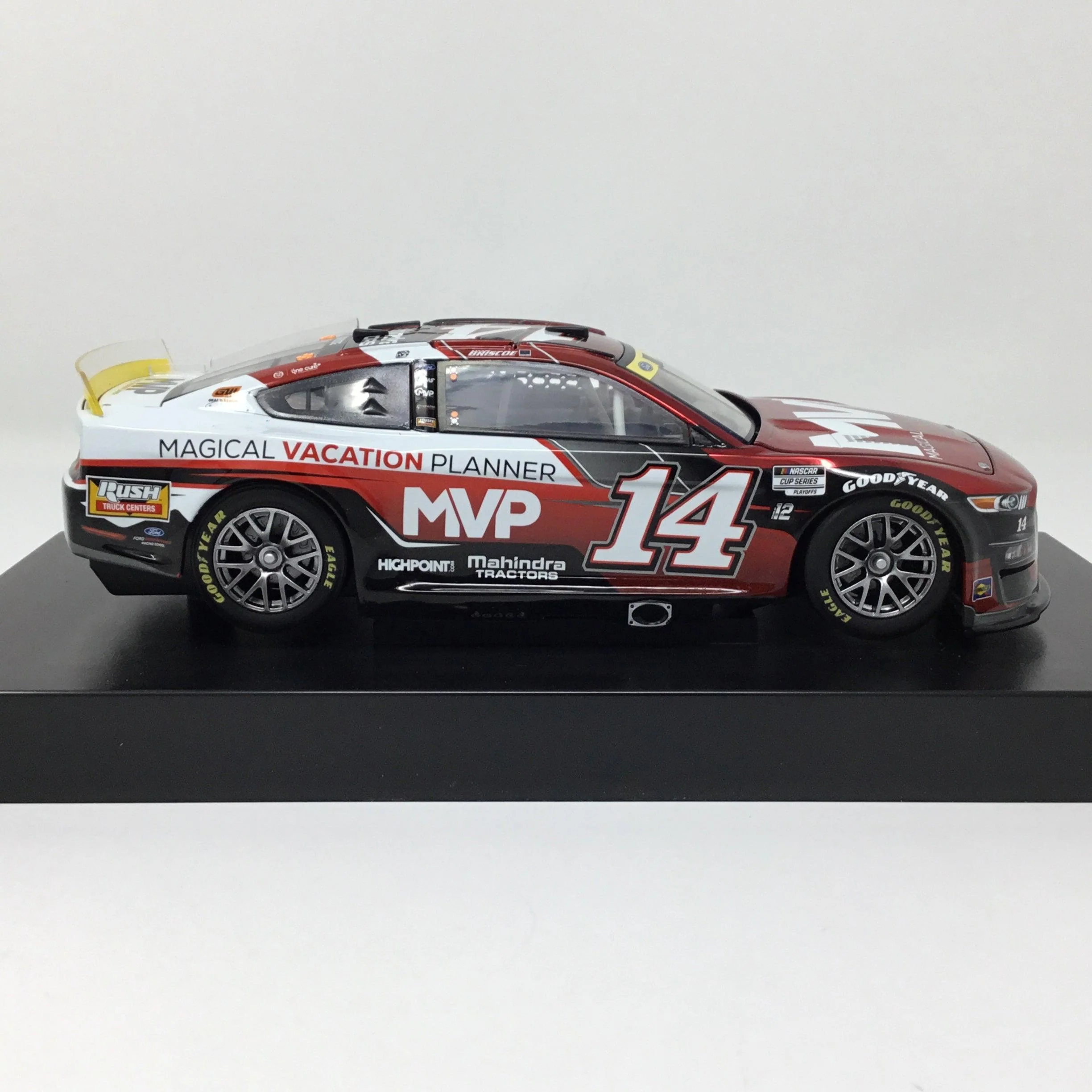 Chase Briscoe 2022 Magical Vacations Planner Color Chrome 1:24 Diecast - Image 4