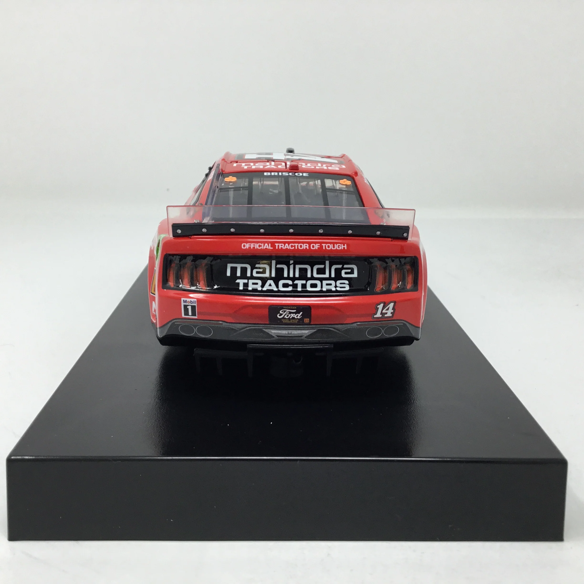 Chase Briscoe 2023 Mahindra "Old Goat" Elite 1:24 Diecast - Image 5