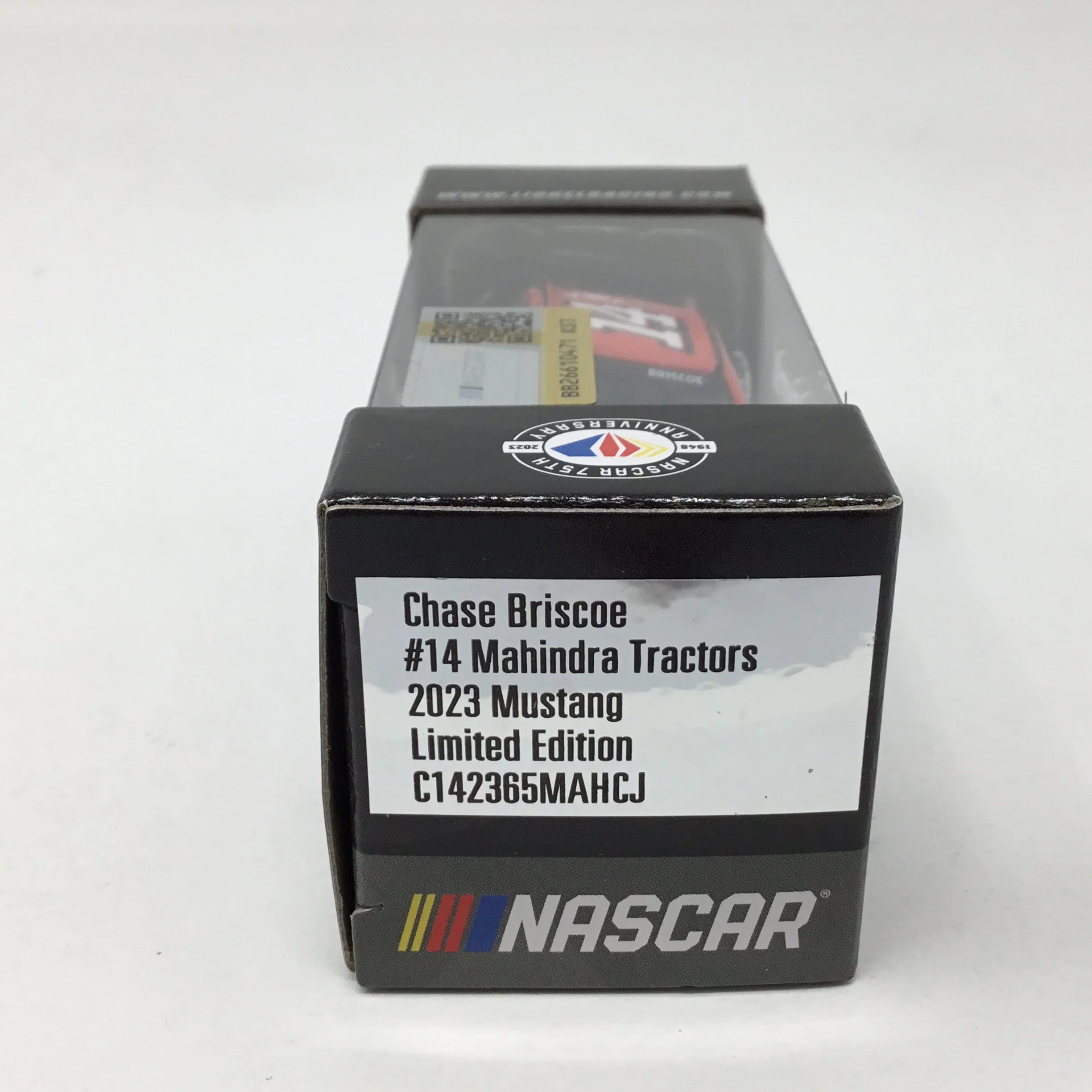 Chase Briscoe 2023 Mahindra Tractors 1:64 Diecast - Image 2