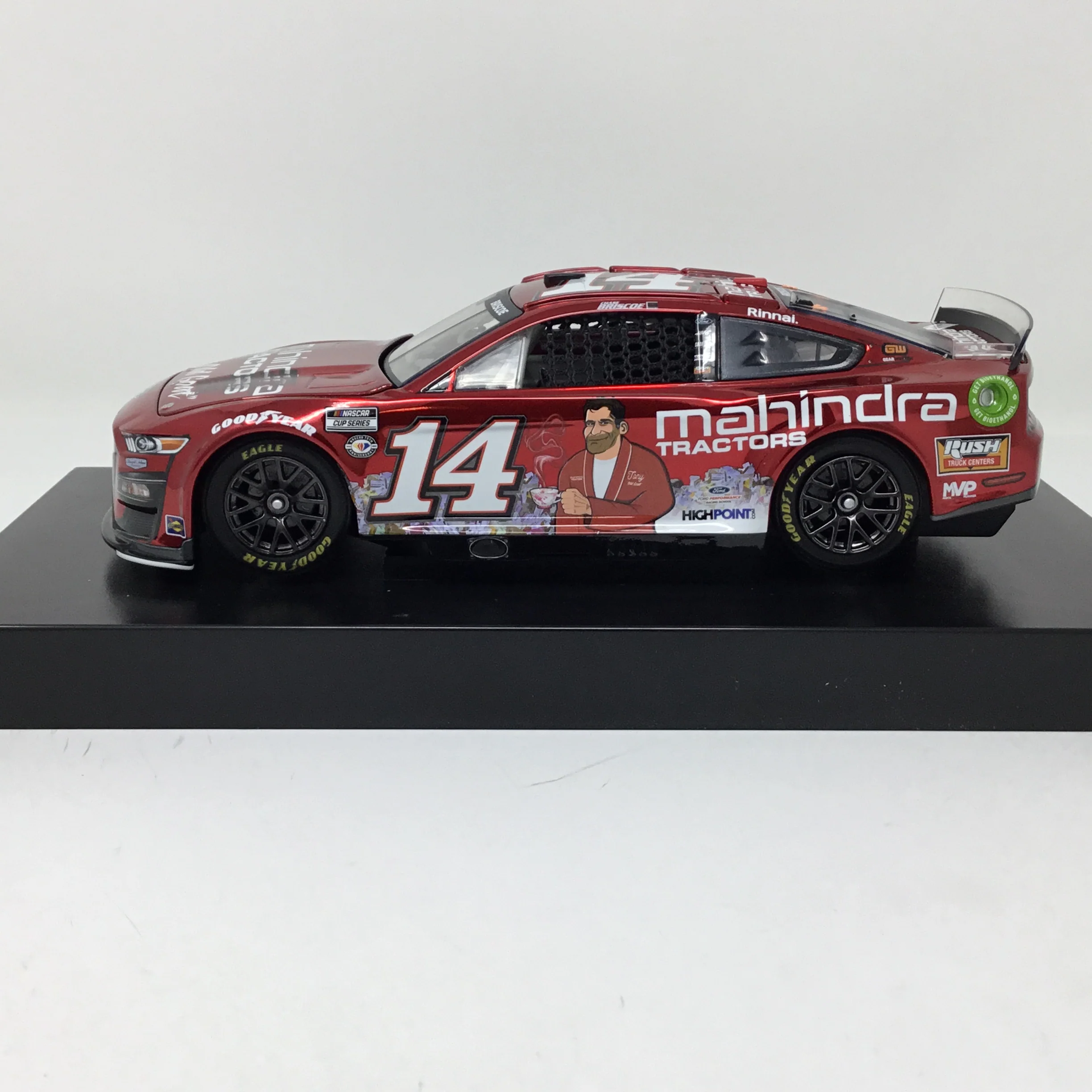 Chase Briscoe 2023 Mahindra Tractors Old Goat 1:24 Color Chrome Diecast - Image 2
