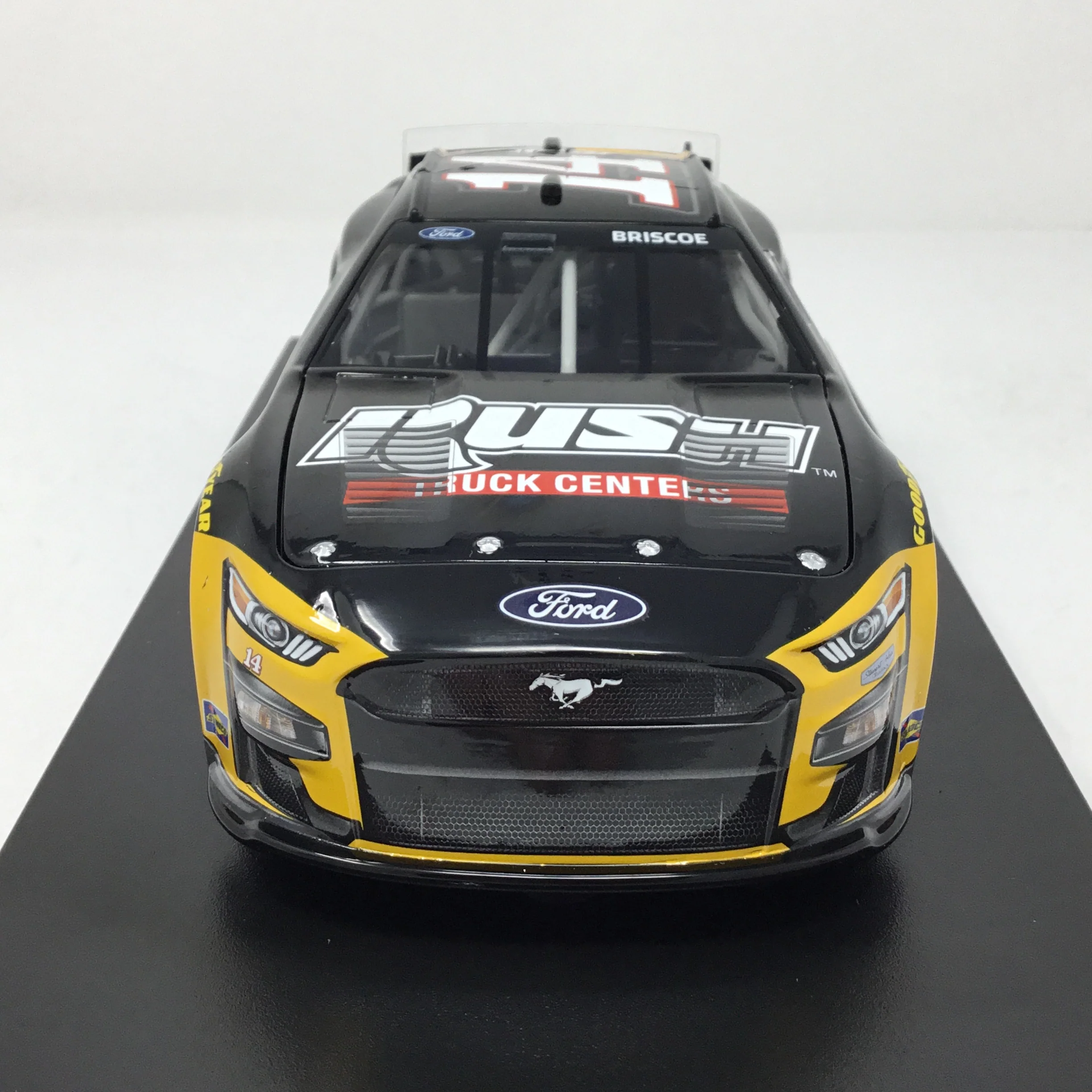 Chase Briscoe 2023 Rush Truck Centers 1:24 Diecast - Image 3