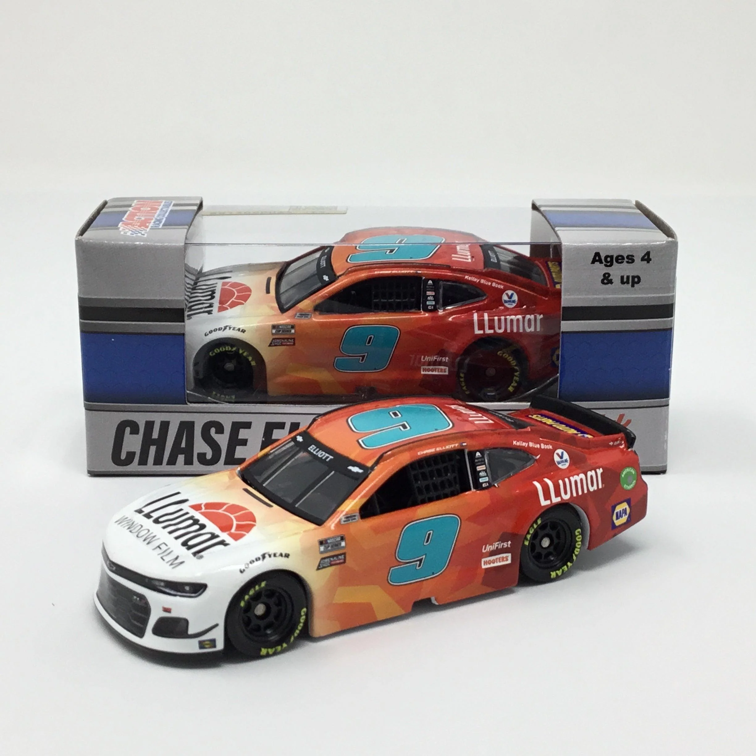Chase Elliott 2021 Llumar 1:64 Diecast