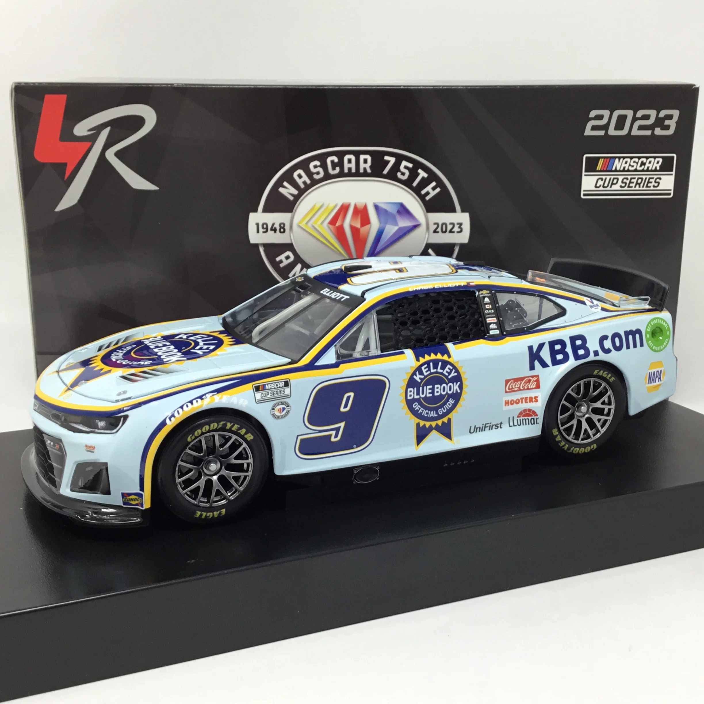 Chase Elliott 2023 Kelley Blue Book 1:24 Diecast