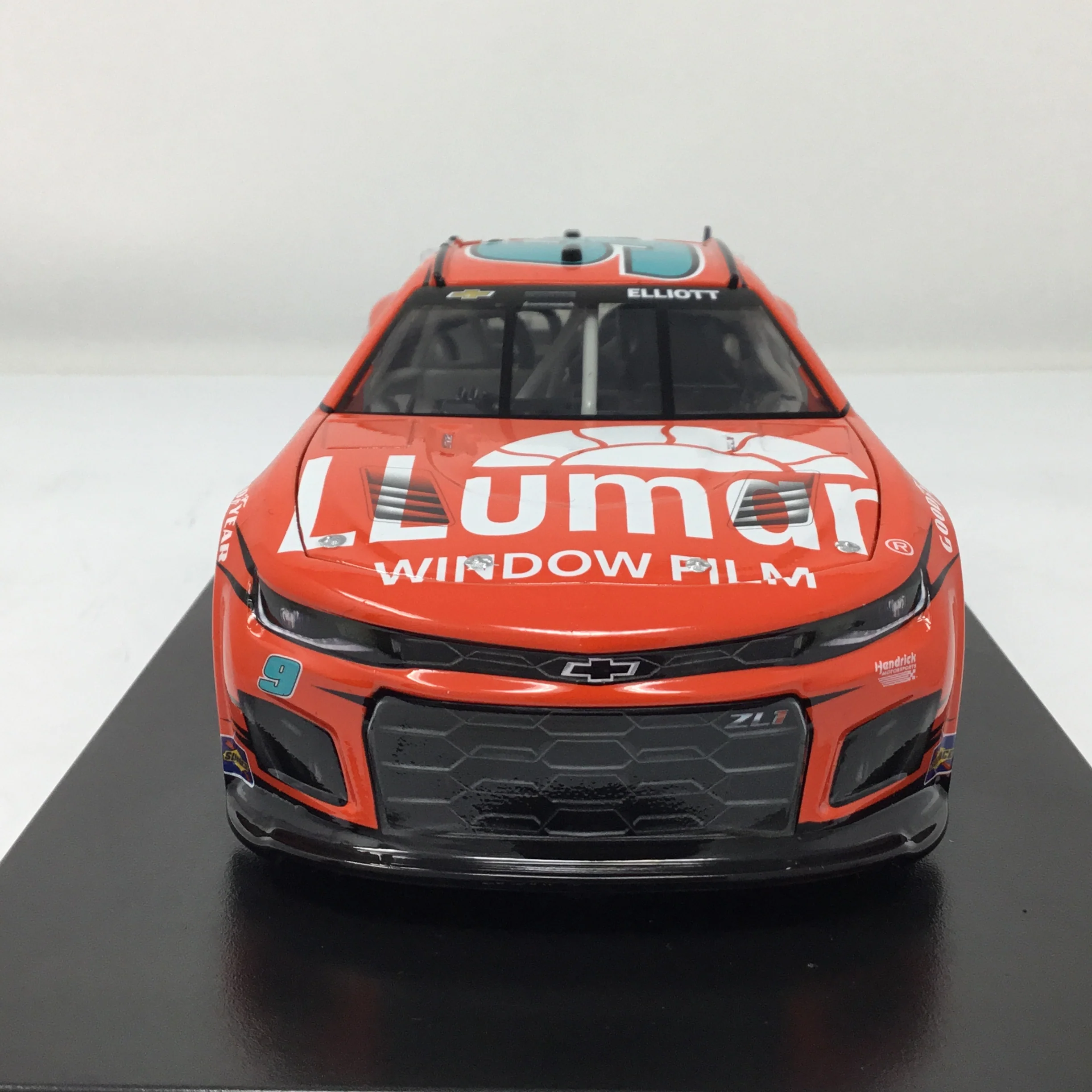 Chase Elliott 2024 Llumar Window Film 1:24 Elite Diecast - Image 3