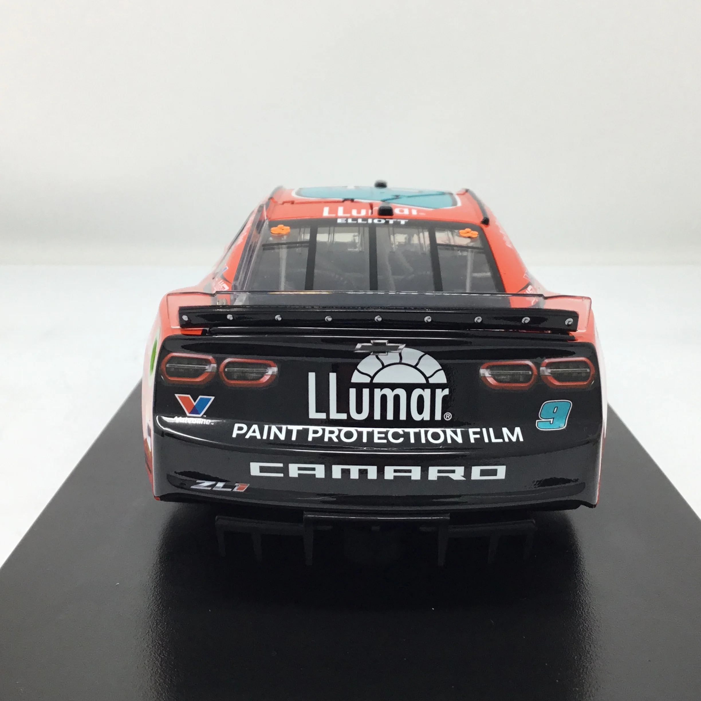 Chase Elliott 2024 Llumar Window Film 1:24 Elite Diecast - Image 5
