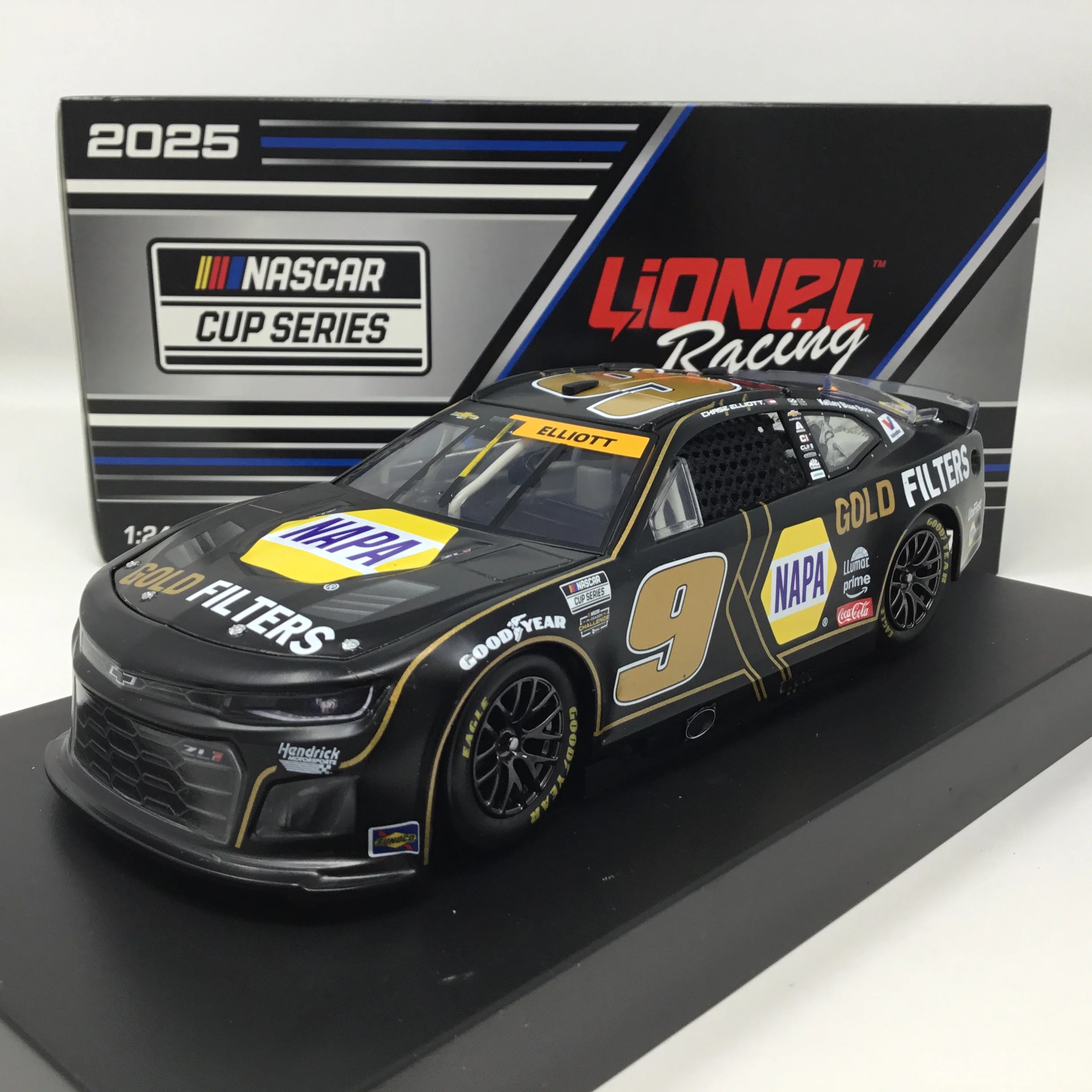 Chase Elliott 2025 NAPA Gold Filters 1:24 Diecast