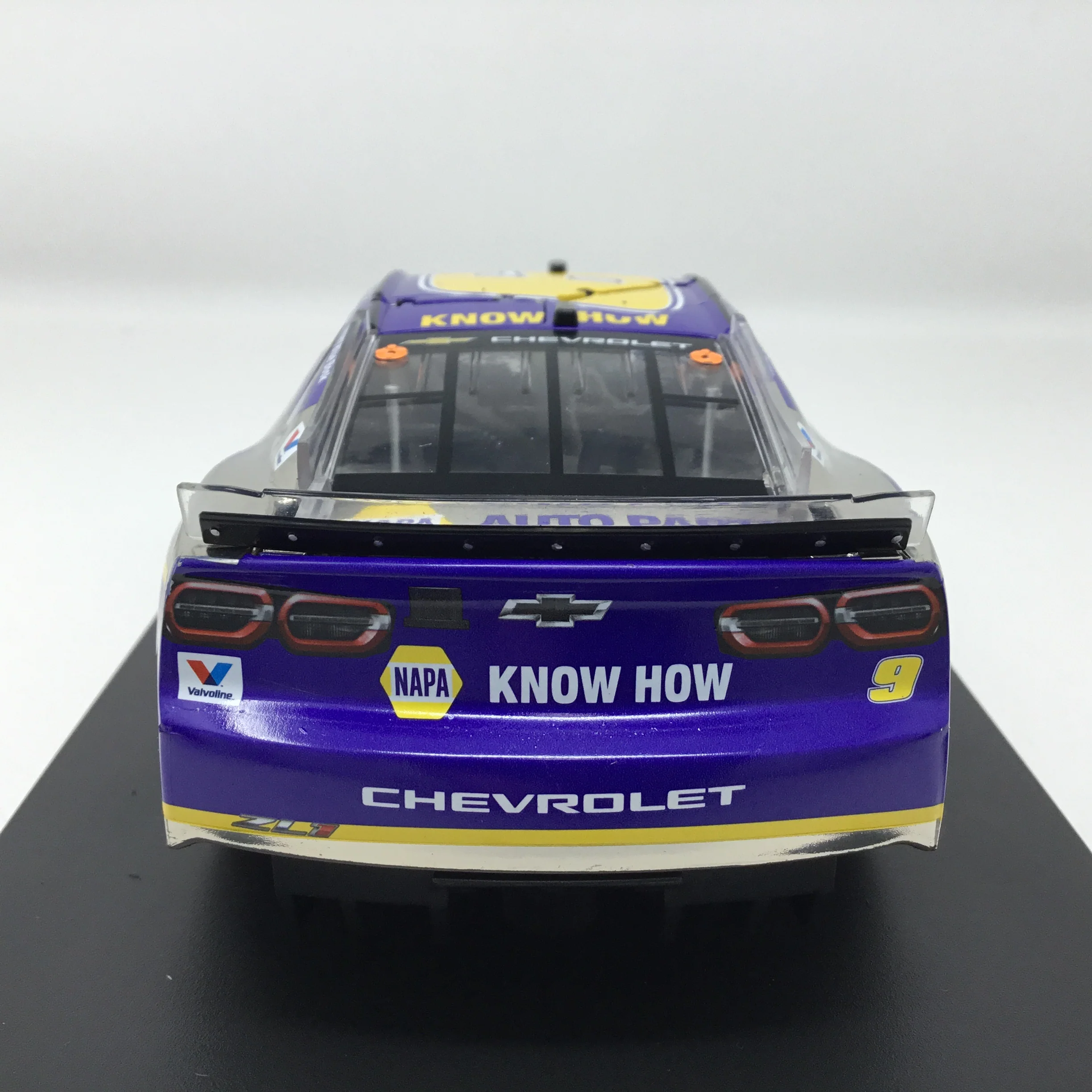 Chase Elliott 2026 NAPA Auto Parts Foil Number Color Chrome 1:24 Diecast - Image 5