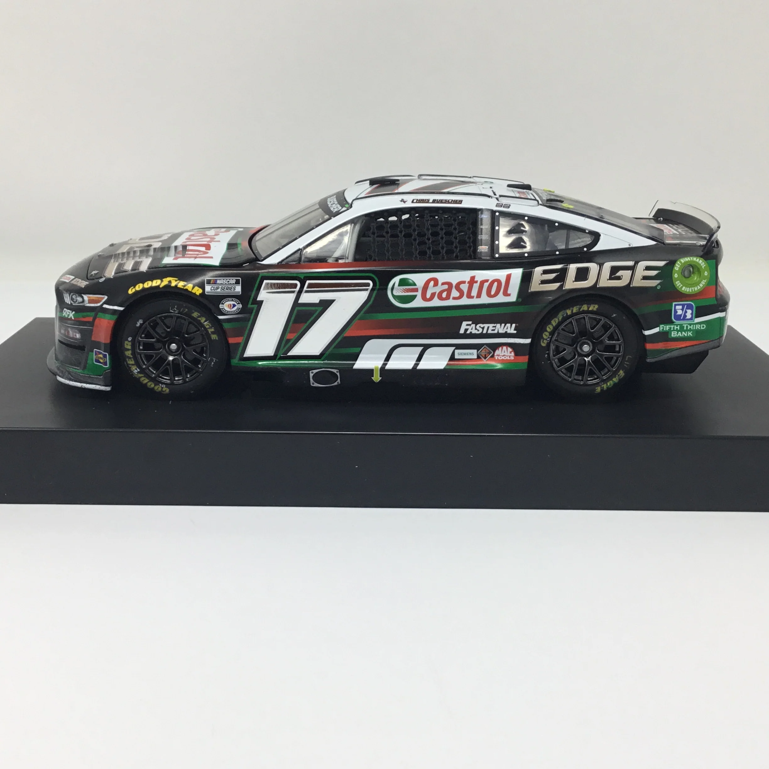 Chris Buescher 2023 Castrol Edge Michigan Race Win Foil Number 1:24 Diecast - Image 3