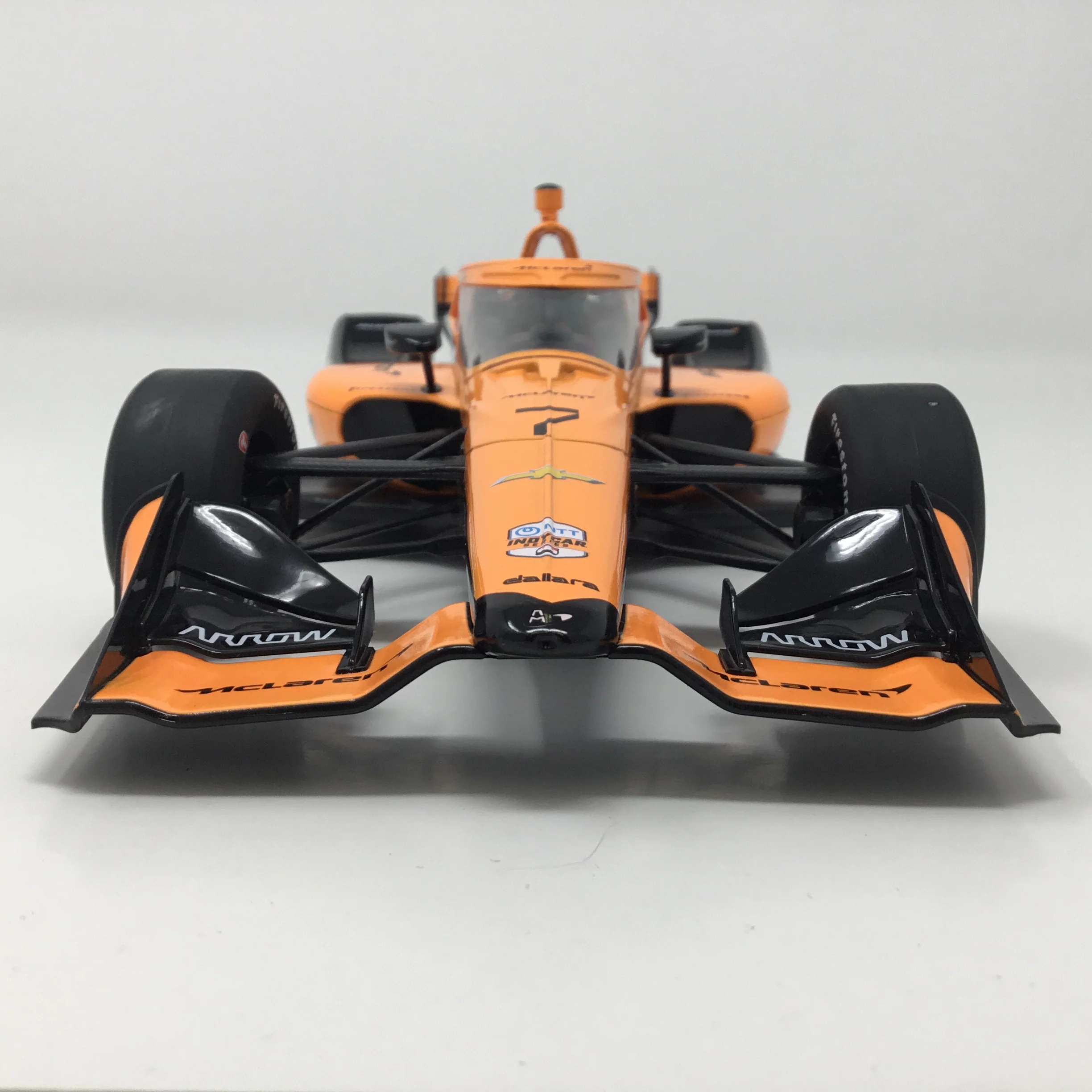 Christian Lundgaard 2026 McLaren / Arrow McLaren 1:18 Diecast - Image 3