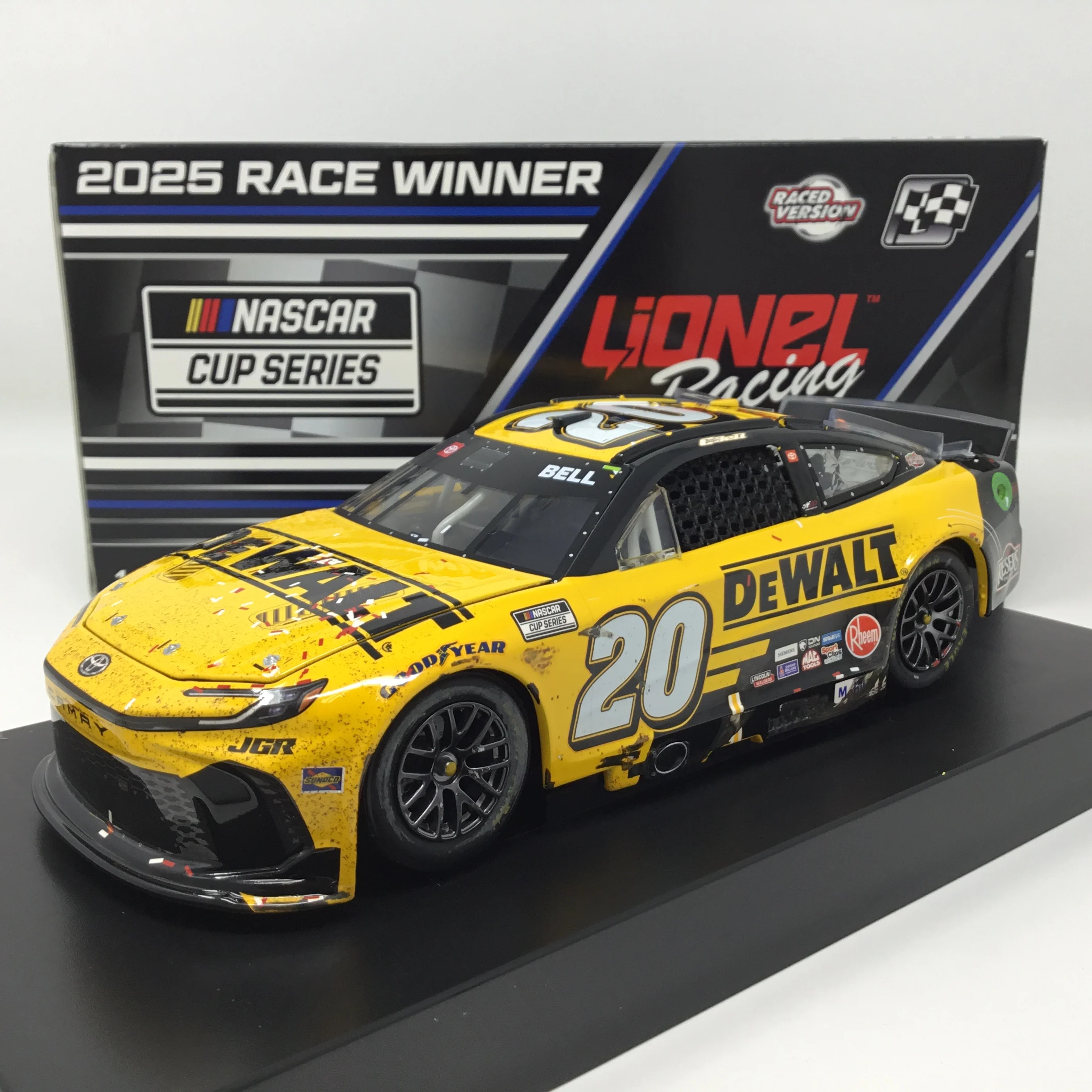 Christopher Bell 2025 Dewalt Atlanta Race Win 1:24 Diecast - Image 2