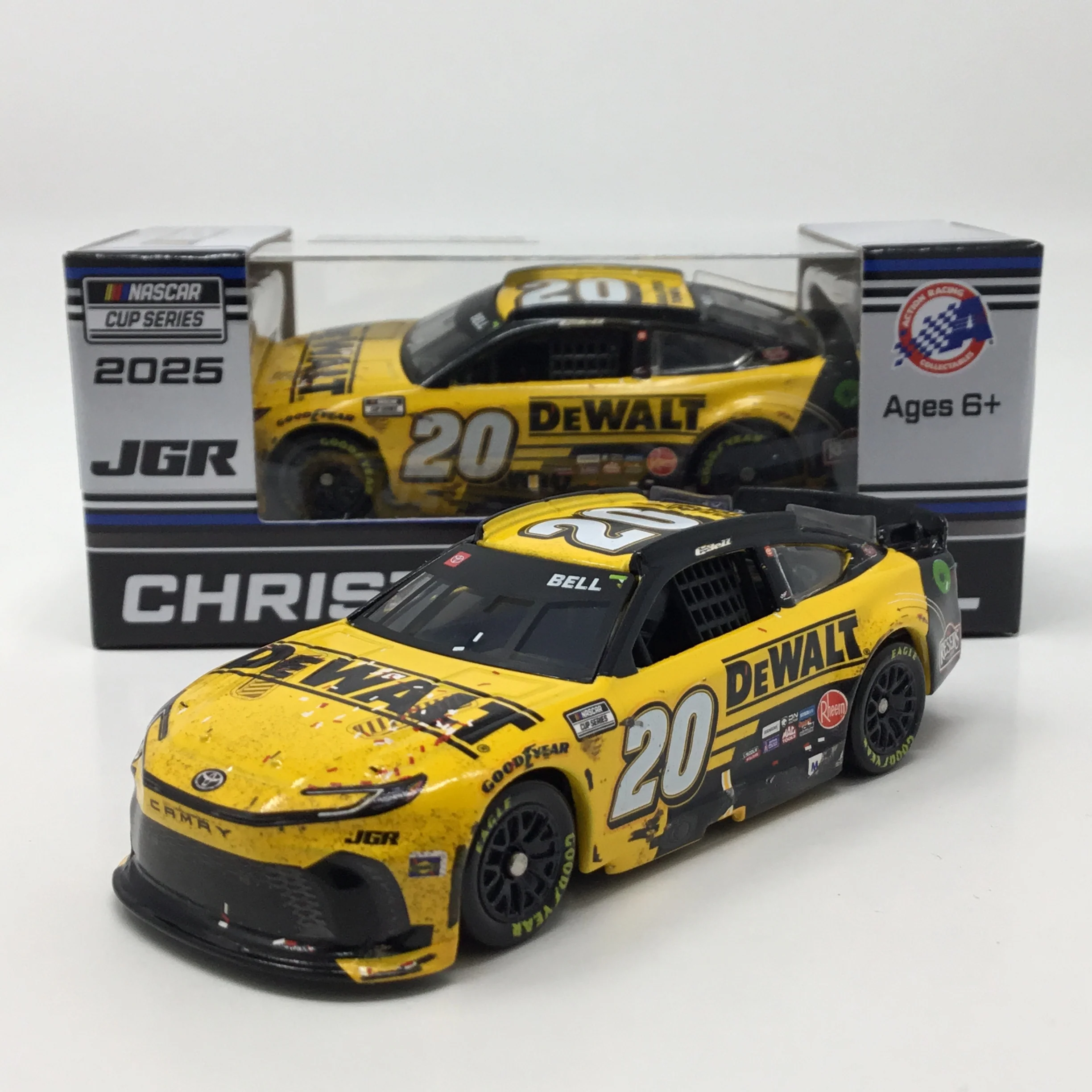 Christopher Bell 2025 Dewalt Atlanta Race Win 1:64 Diecast - Image 2