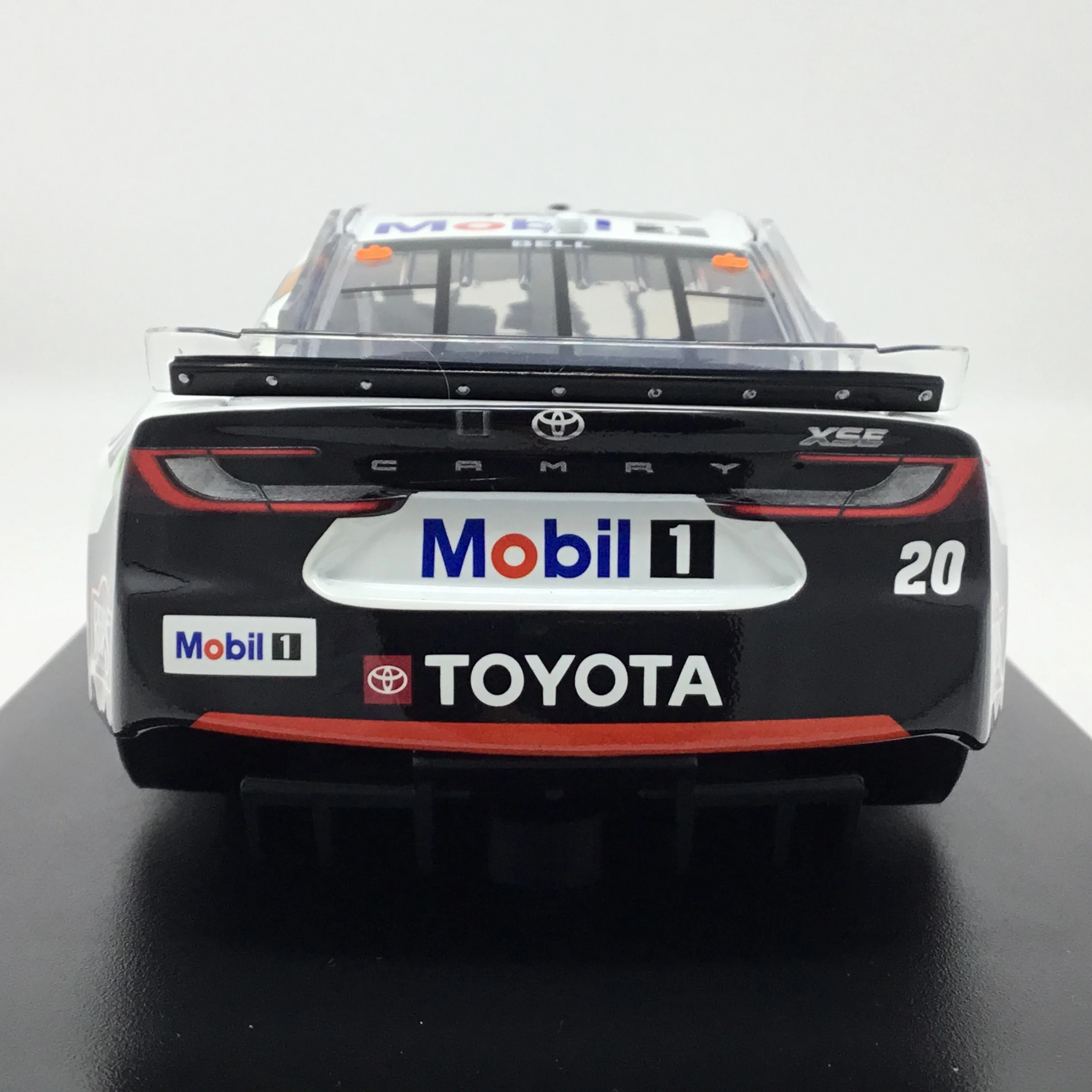 Christopher Bell 2025 Mobil 1 1:24 Elite Diecast - Image 5