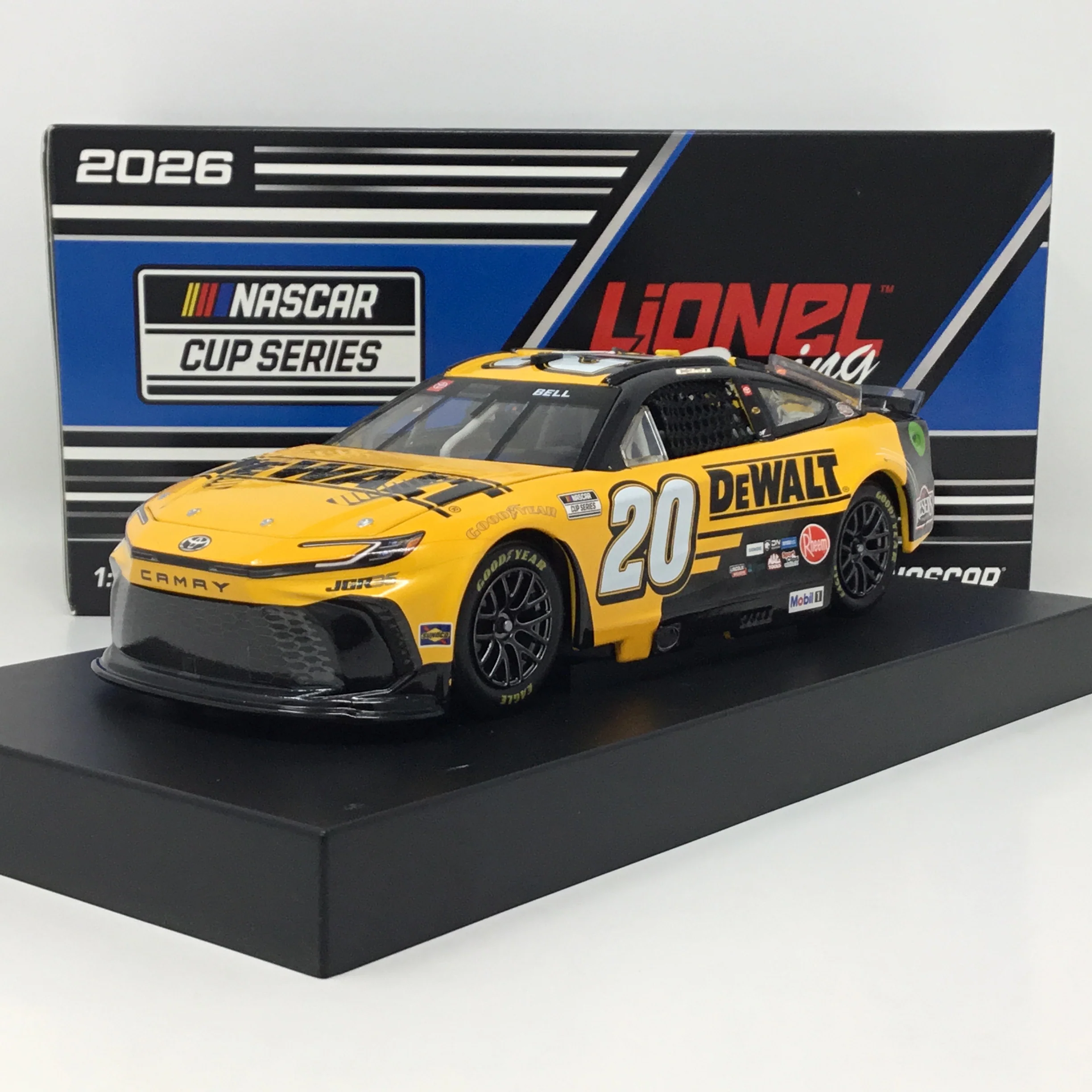 Christopher Bell 2026 Dewalt 1:24 Diecast