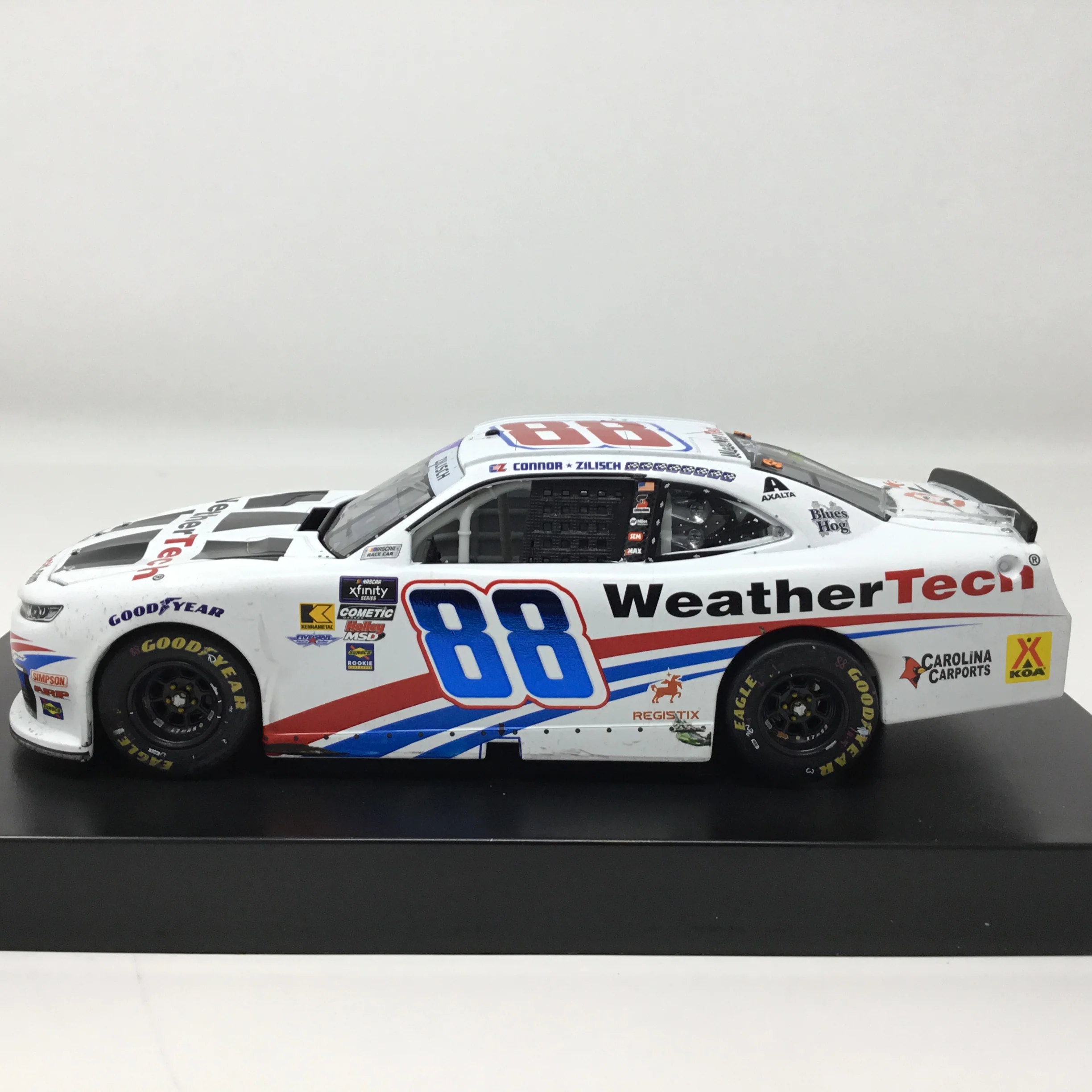 Connor Zilisch 2025 WeatherTech Portland Race Win Foil Number Autographed 1:24 Diecast - Image 2