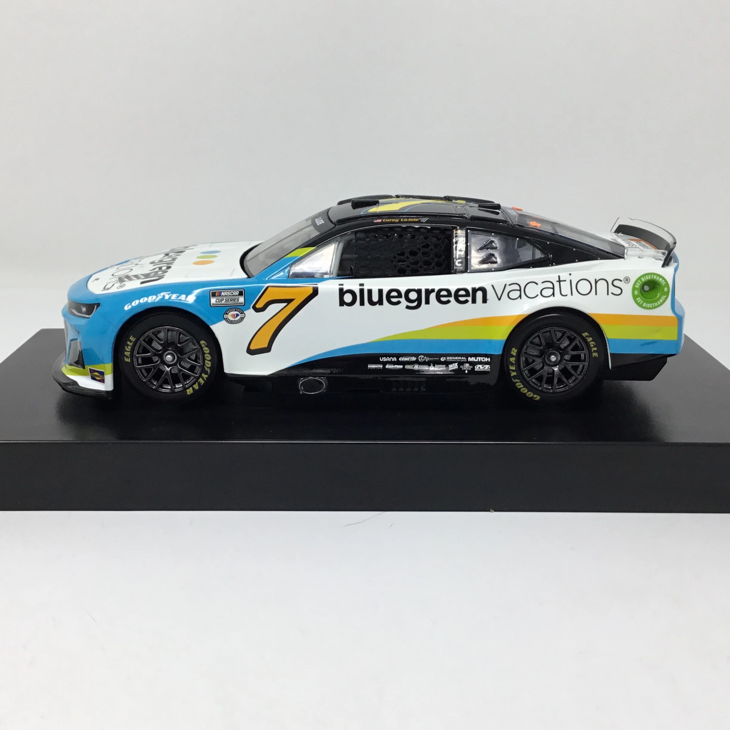 Corey Lajoie 2023 Bluegreen Vacations 1:24 Diecast - Image 2