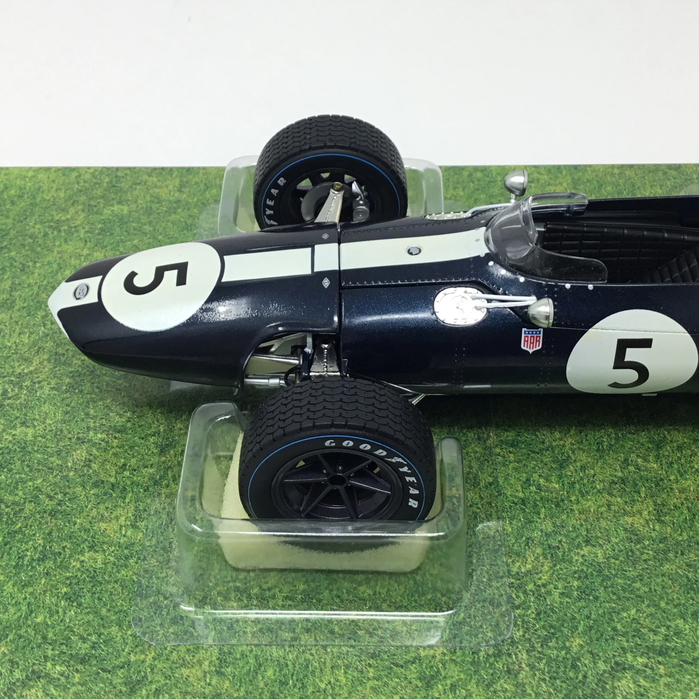 Dan Gurney 1967 Carousel 1 AAR Eagle Gurney-Weslake V-12 Brands Hatch Race of Champions Winner 1:18 Diecast #4752 - Image 6