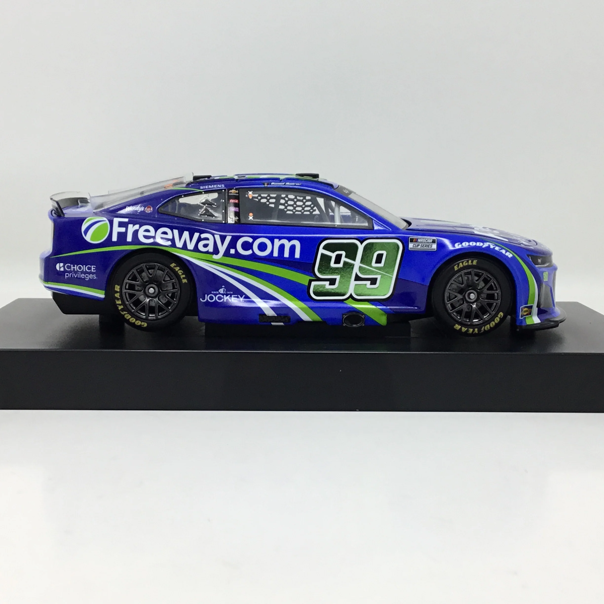 Daniel Suarez 2025 Freeway Insurance Blue Foil Number 1:24 Diecast - Image 4