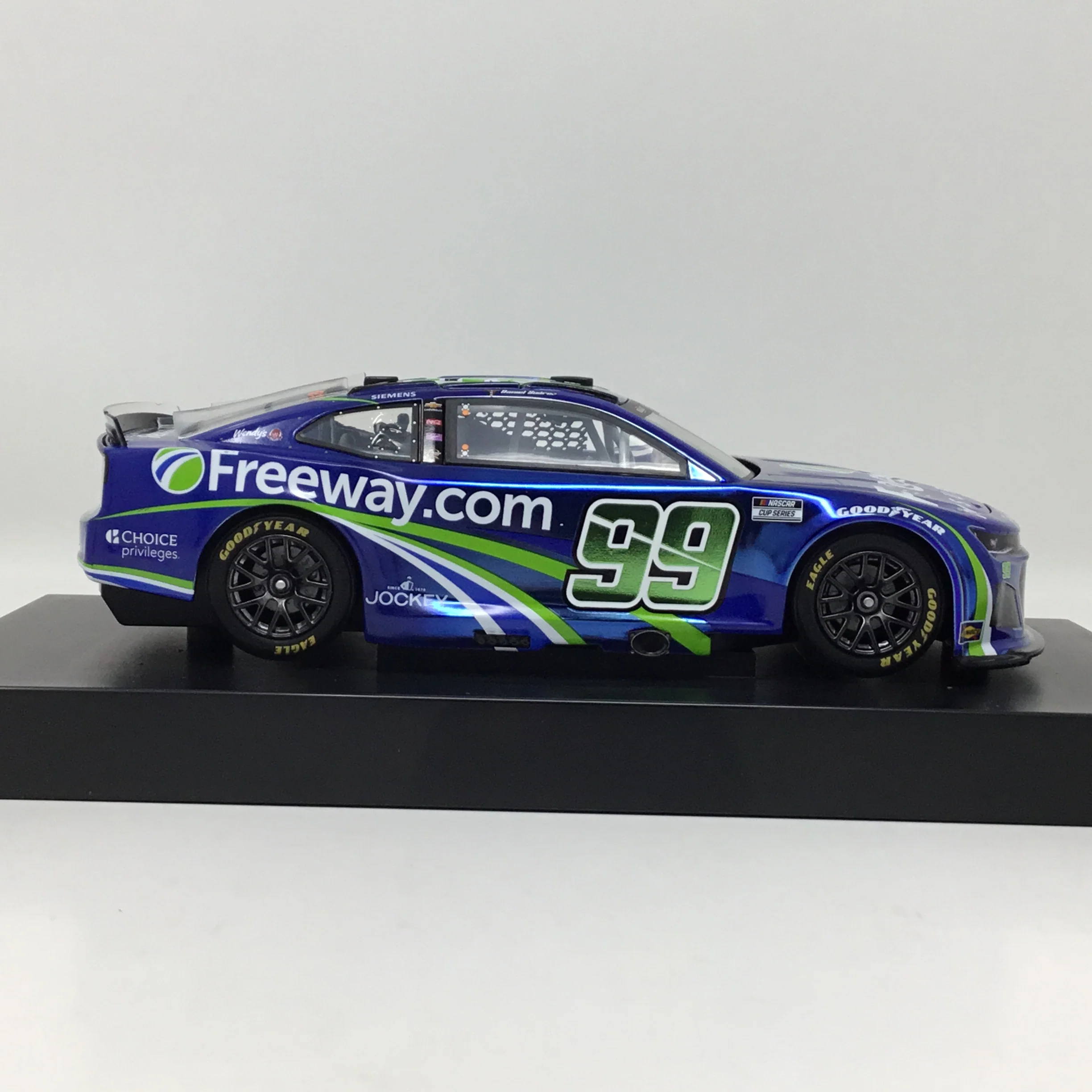 Daniel Suarez 2025 Freeway Insurance Blue Foil Number 1:24 Color Chrome Diecast - Image 4