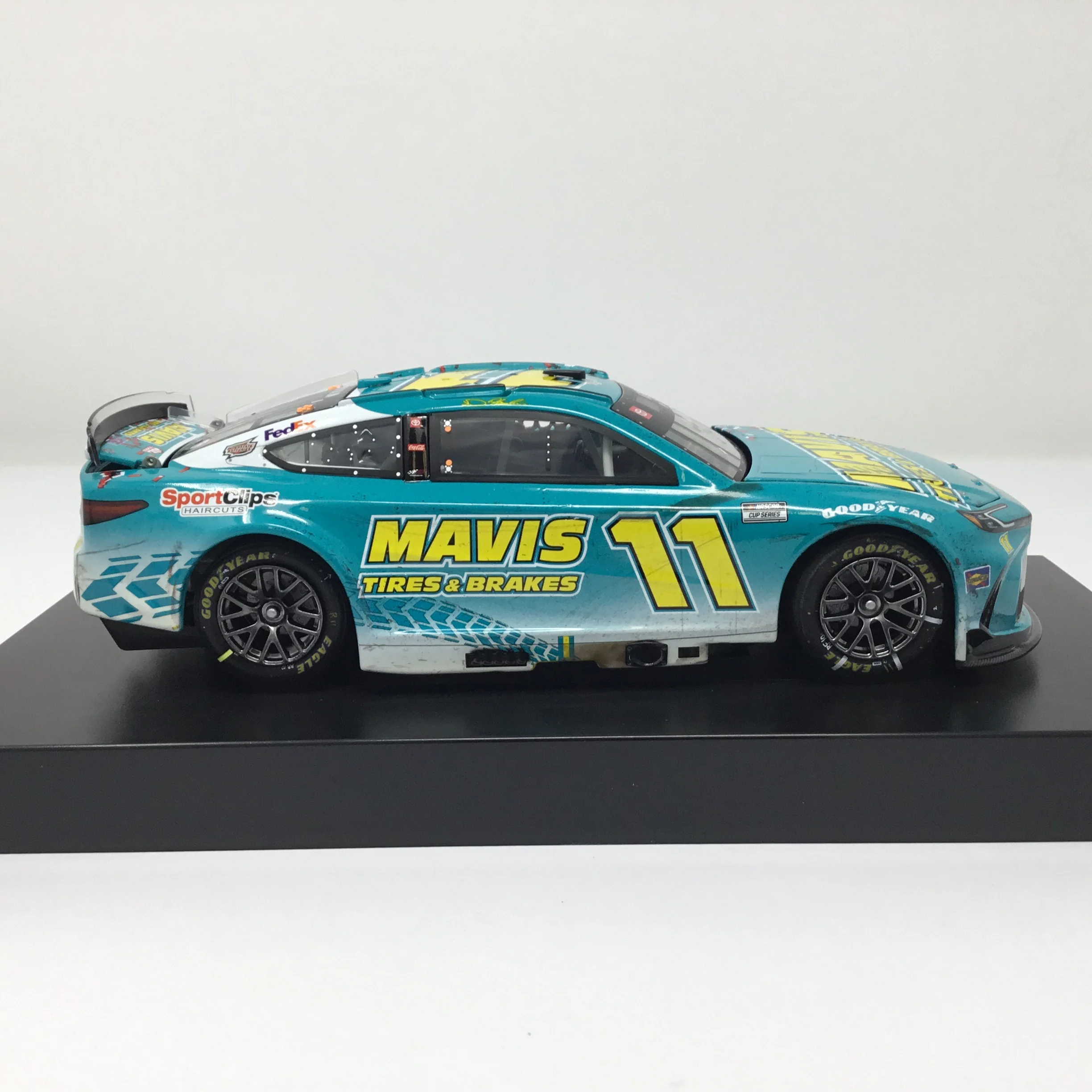 Denny Hamlin 2024 Mavis Tires & Brakes Richmond Race Win 1:24 Elite Diecast - Image 4