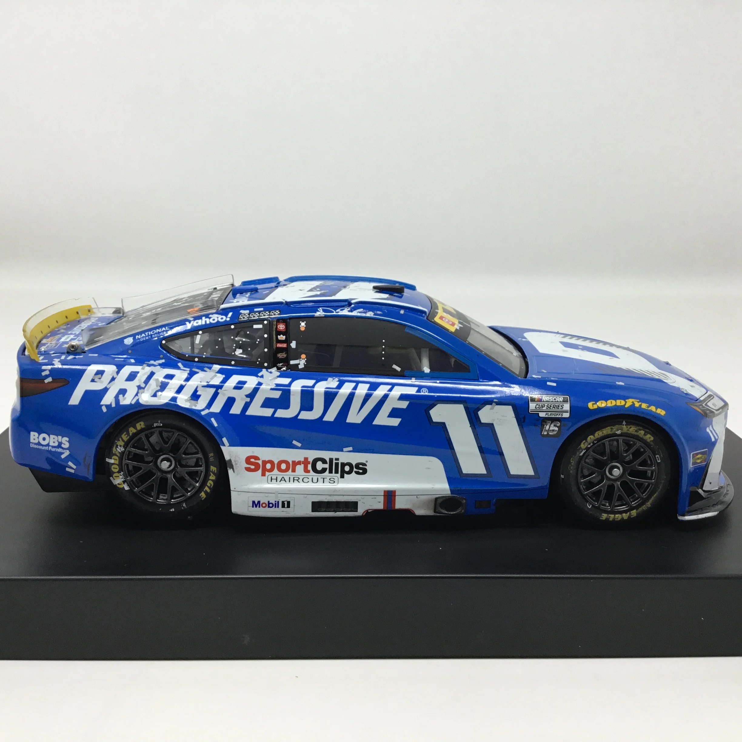Denny Hamlin 2025 Progressive WWT Raceway Race Win Elite 1:24 Diecast - Image 4