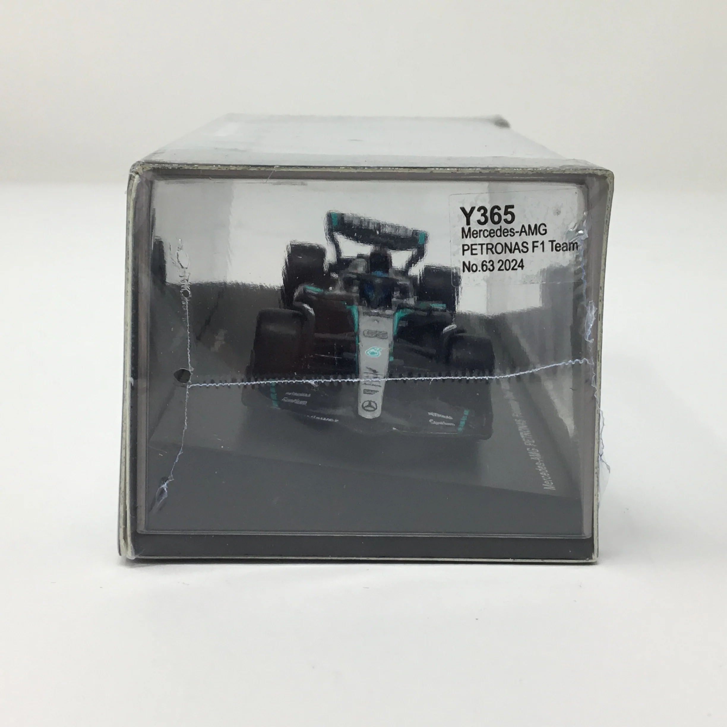 George Russell 2024 Mercedes AMG Petronas Spark 1:64 F1 Diecast - Image 3