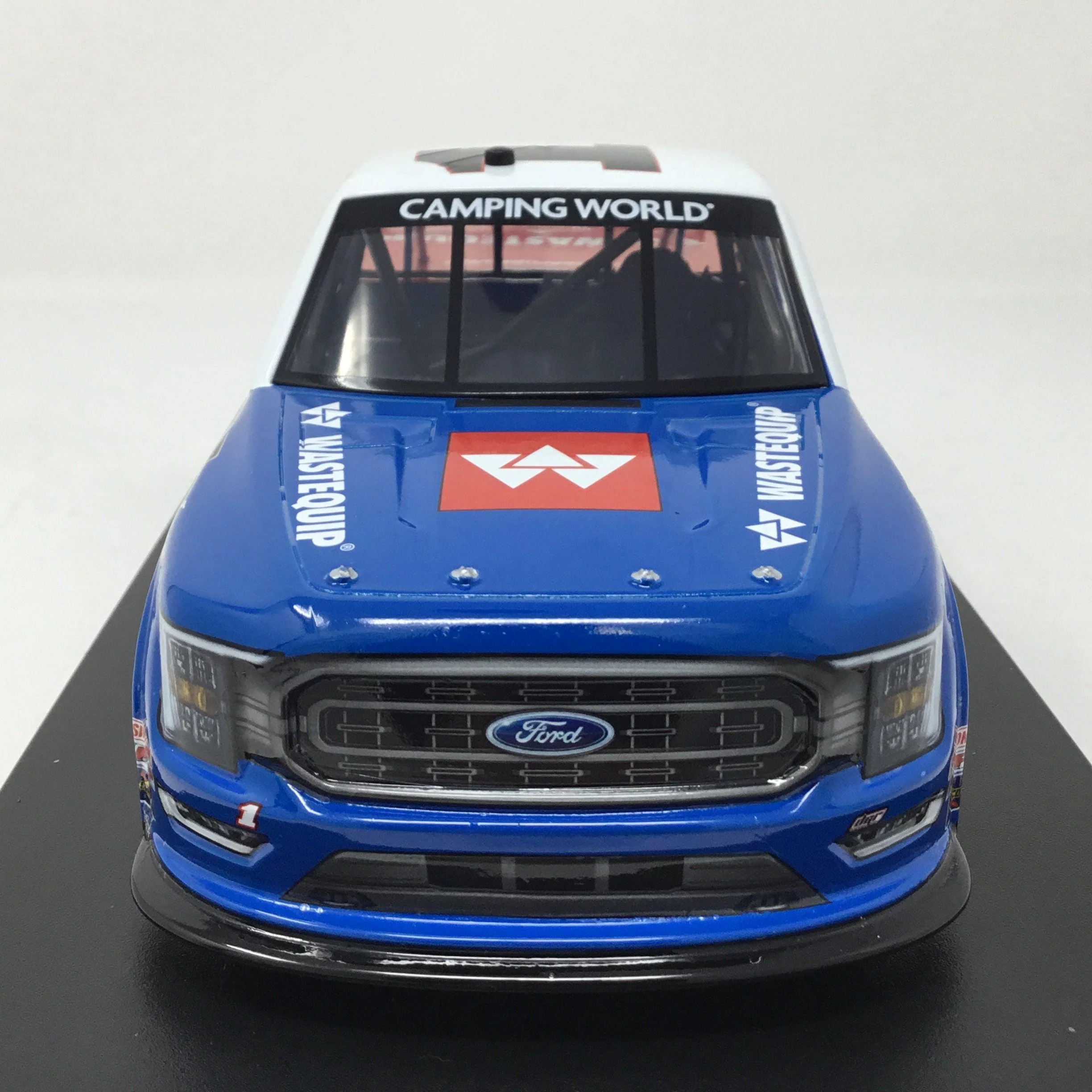 Hailie Deegan 2022 Wastequip Throwback 1:24 Diecast - Image 3