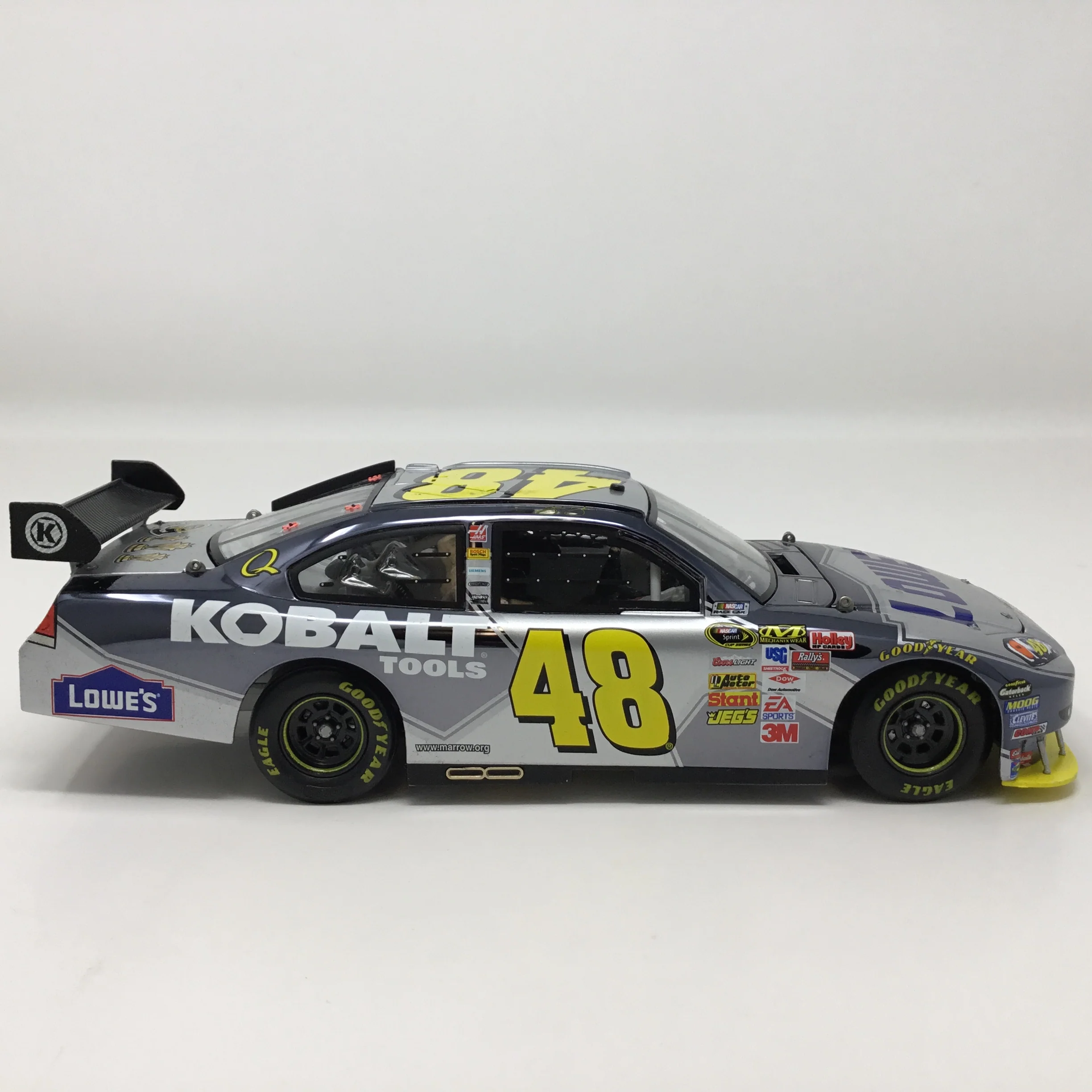 Jimmie Johnson 2010 Kobalt 5X Champ COT Elite Color Chrome 1:24 Diecast - Image 4
