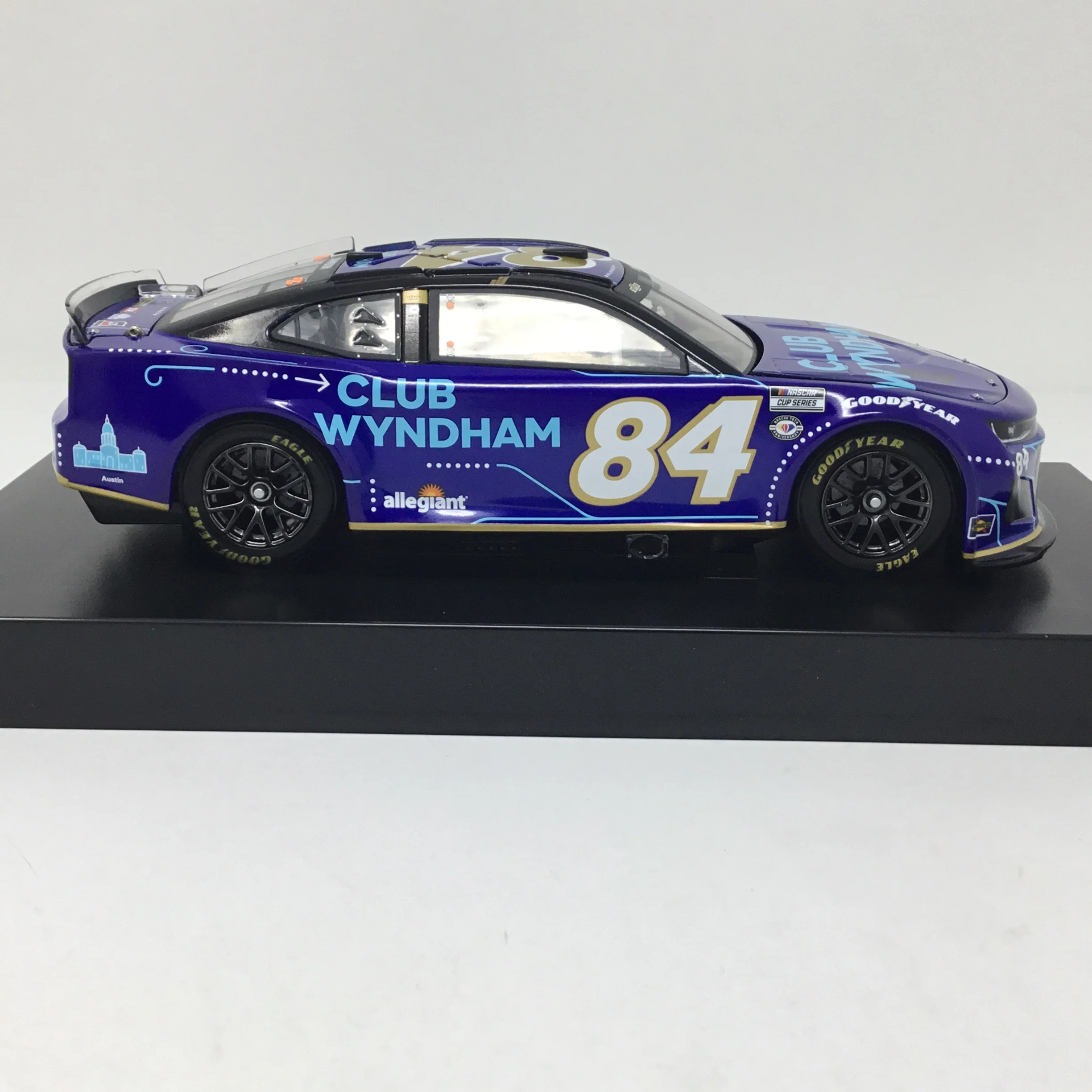 Jimmie Johnson 2023 Club Wyndham 1:24 Elite Diecast - Image 4