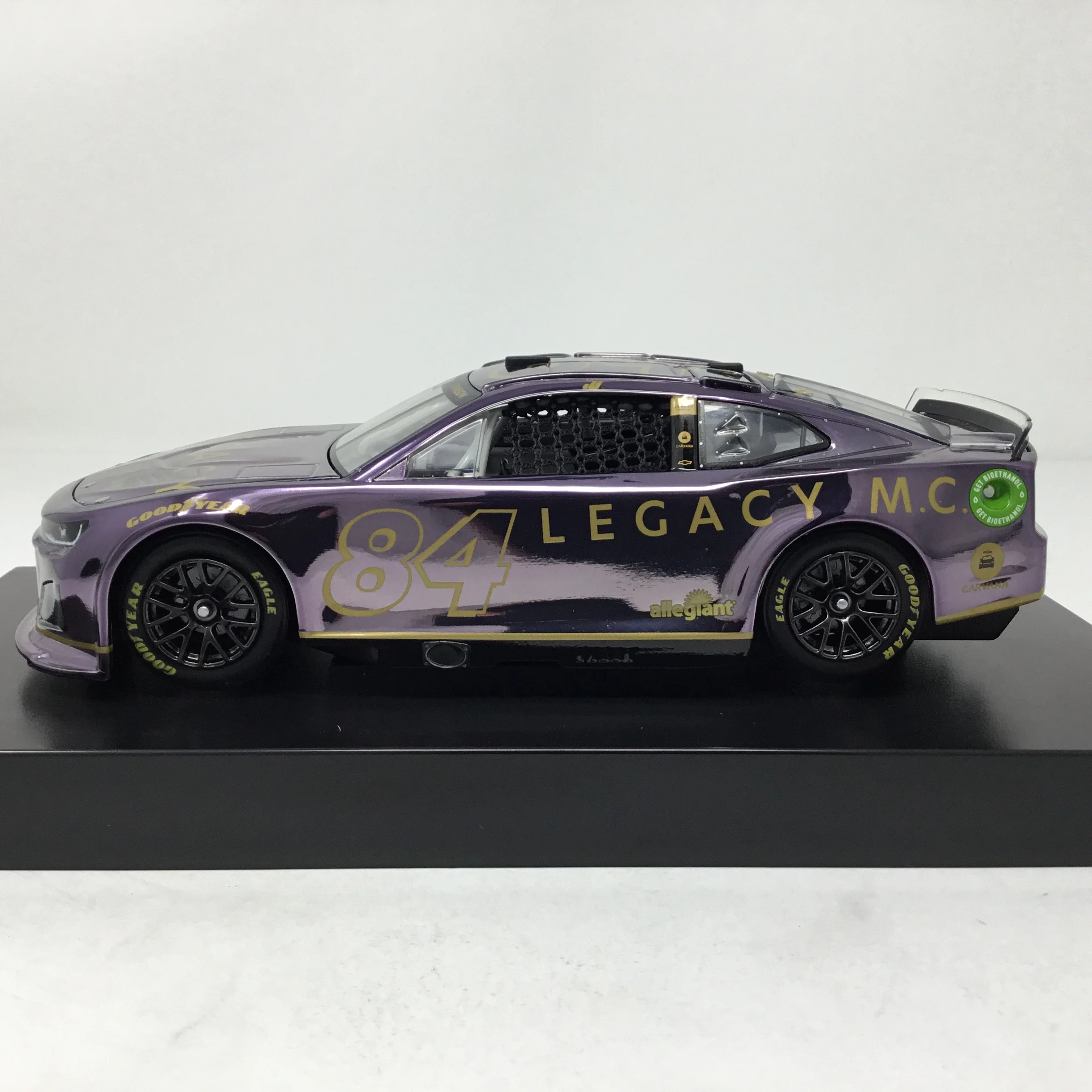 Jimmie Johnson 2023 Legacy Motor Club Test Car Color Chrome 1:24 Diecast - Image 2