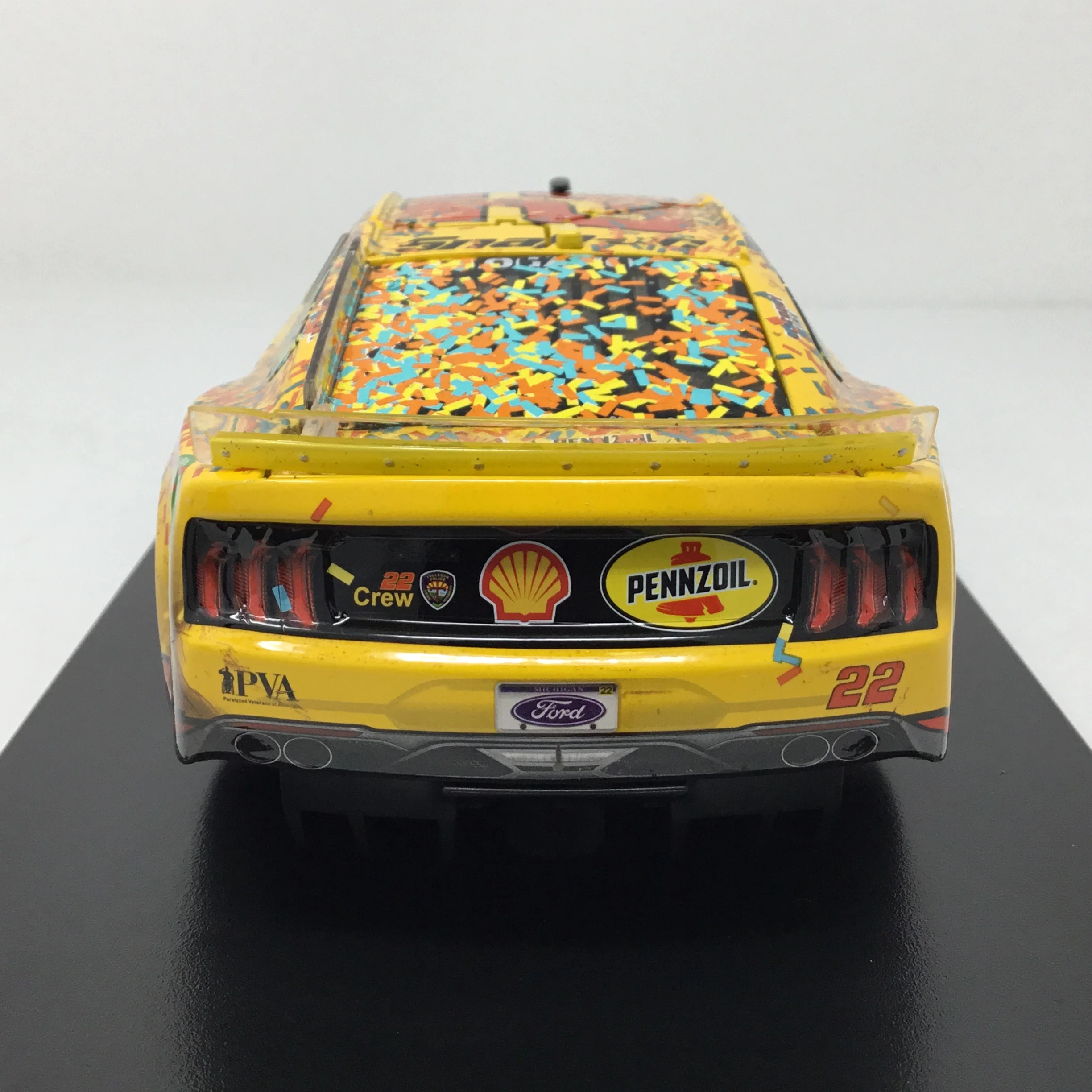 Joey Logano 2022 Shell-Pennzoil Phoenix Championship Race Win 1:24 Diecast - Image 6