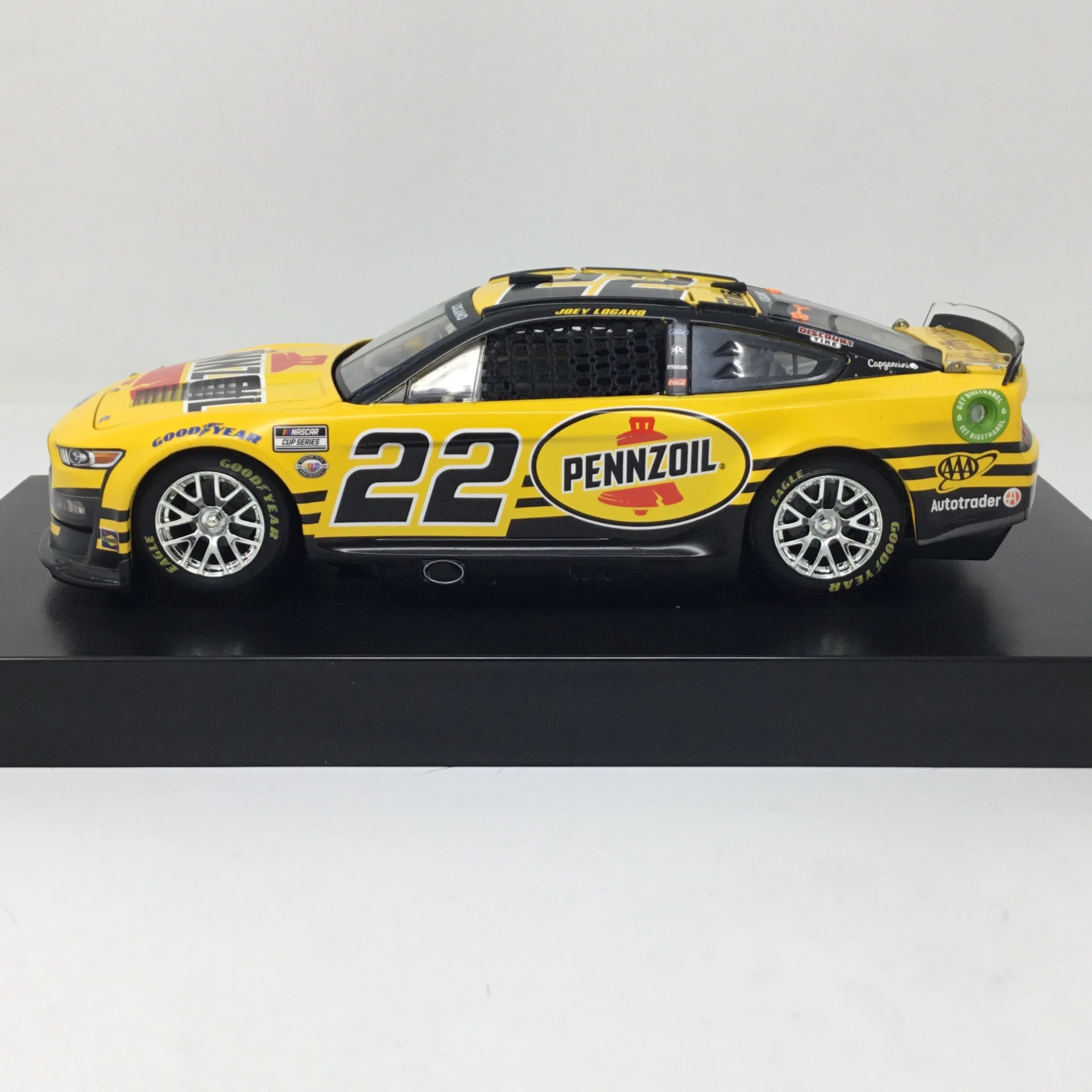 Joey Logano 2023 Pennzoil 1:24 Elite Diecast - Image 2