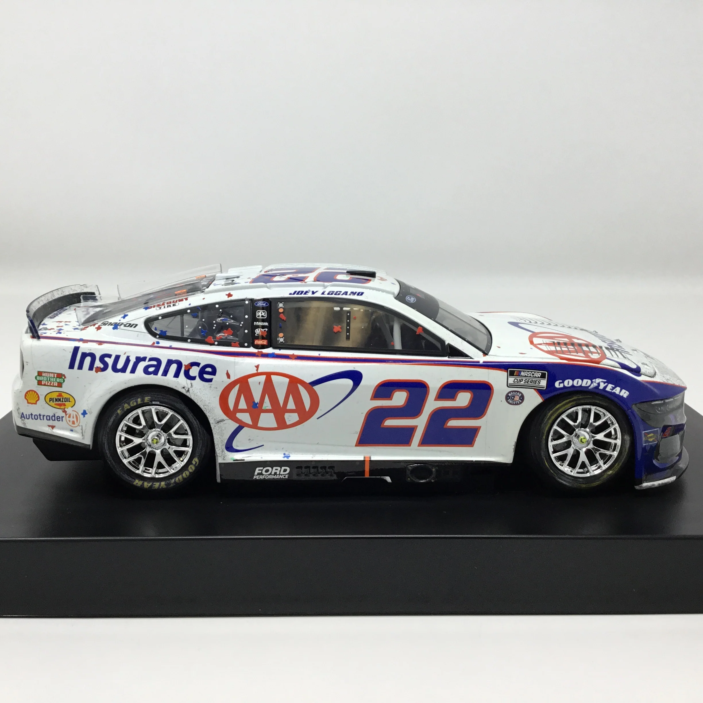 Joey Logano 2025 AAA Insurance Texas Race Win 1:24 Diecast - Image 5