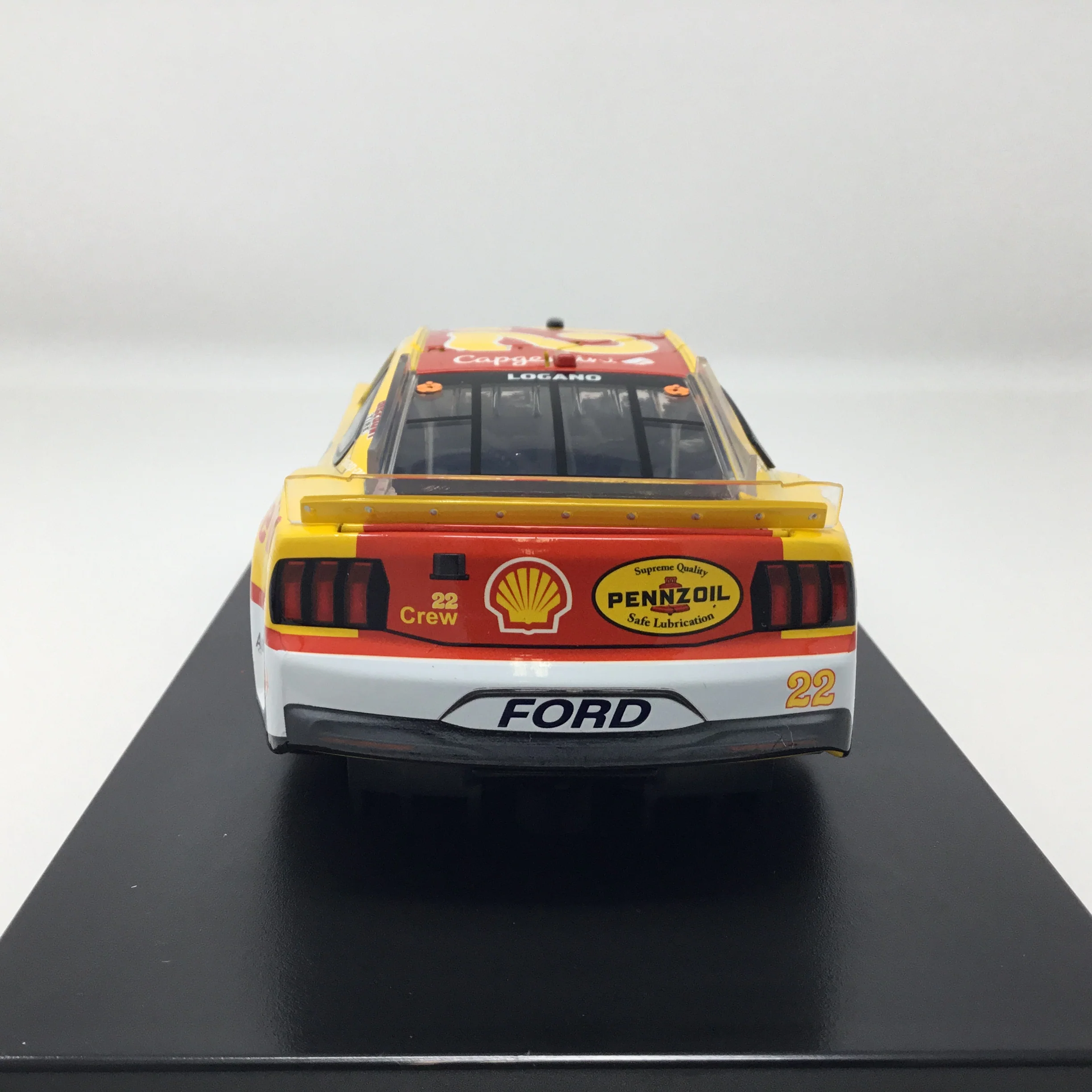 Joey Logano 2025 Shell-Pennzoil Throwback 1:24 Diecast - Image 5
