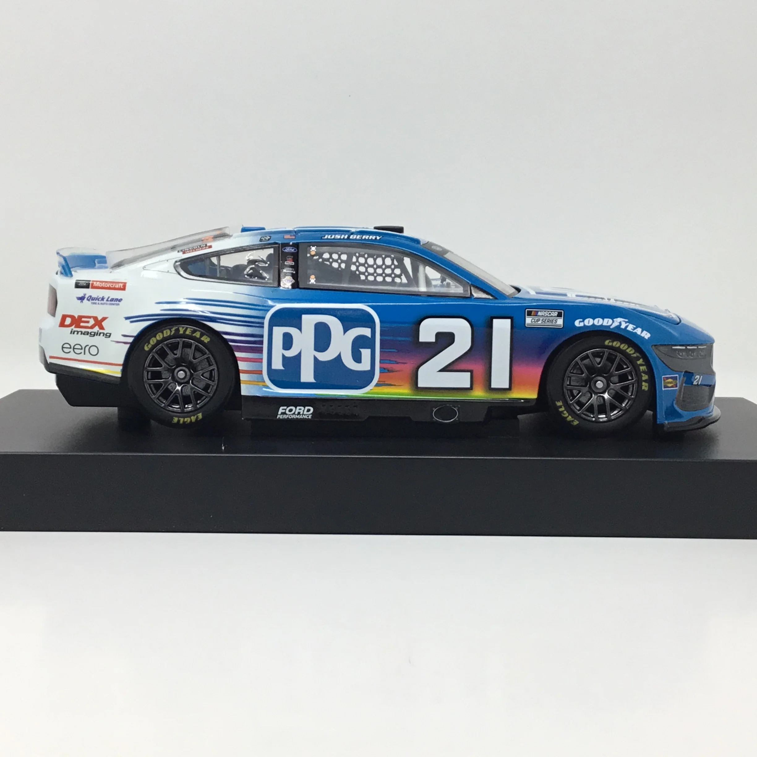 Josh Berry 2025 PPG 1:24 Diecast - Image 4